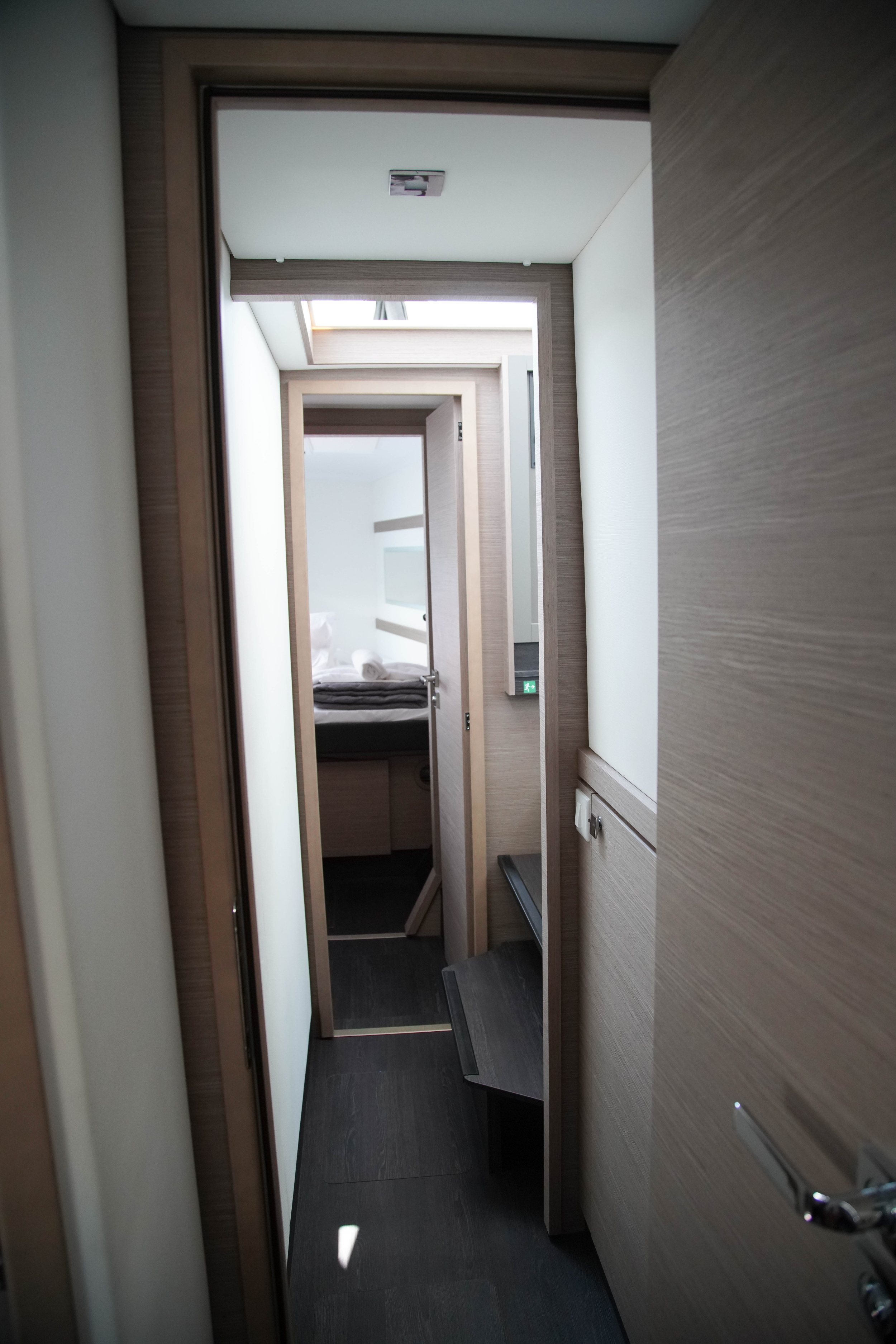 Isla 40 ( & Watermaker & - 4+1 Cabins/4 Heads) — photo 45