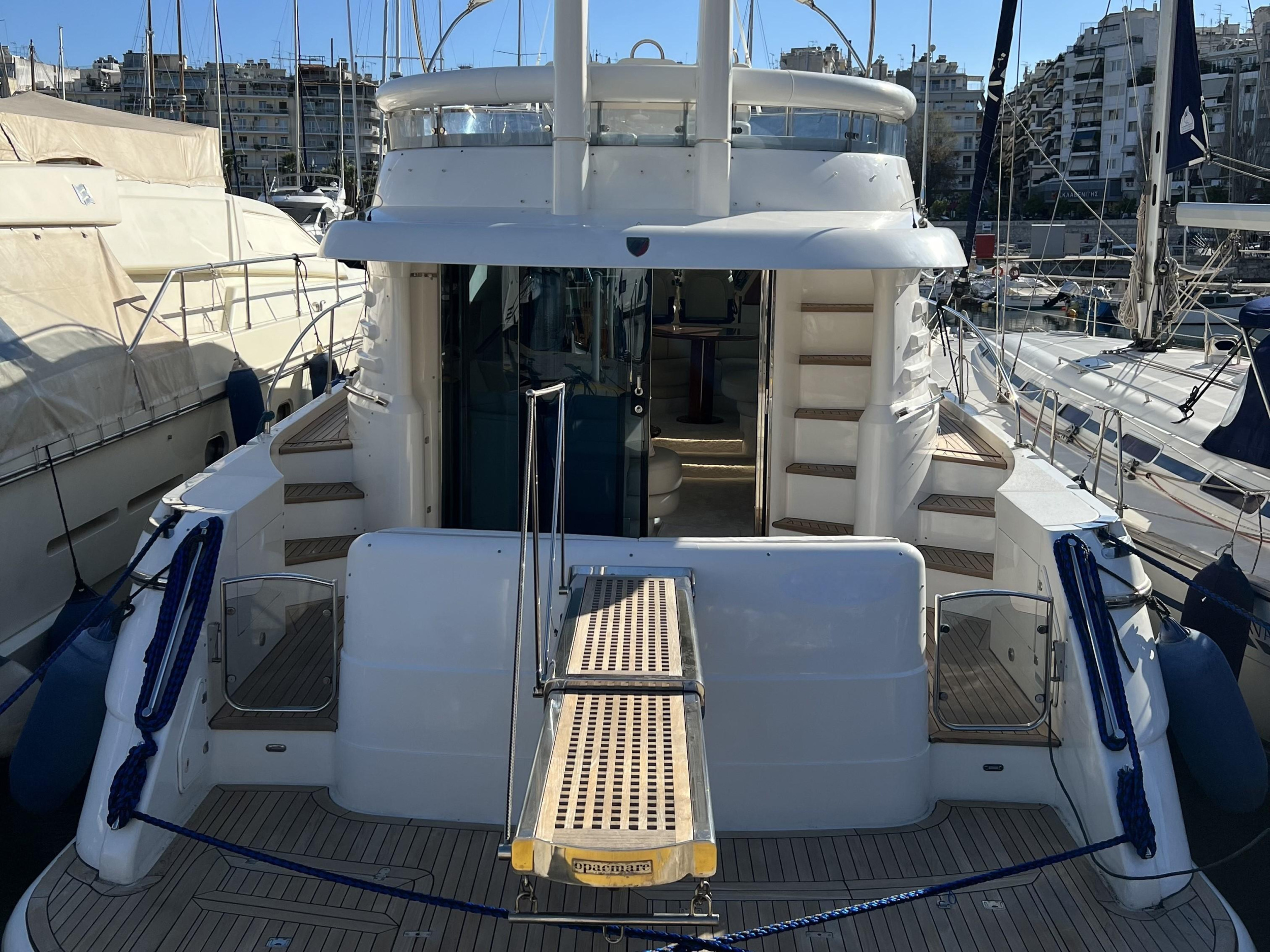 Fairline Squadron 52 — photo 2