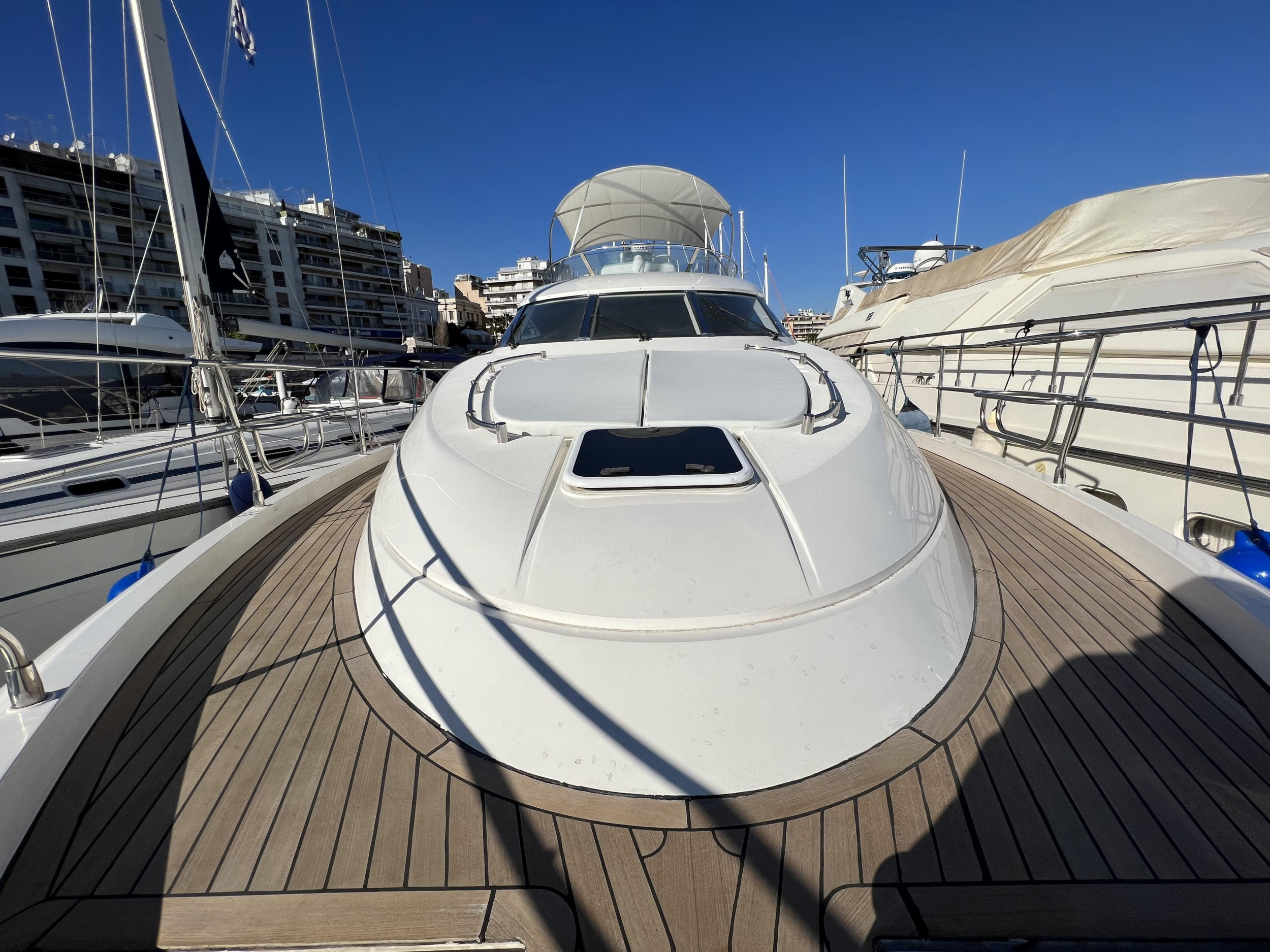 Fairline Squadron 52 — photo 19