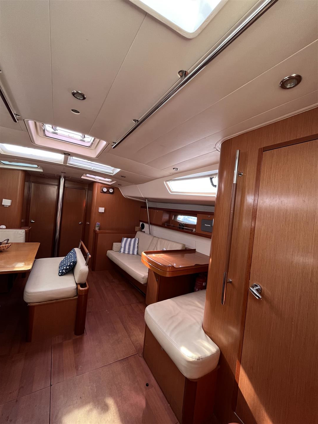Oceanis 54 — photo 11