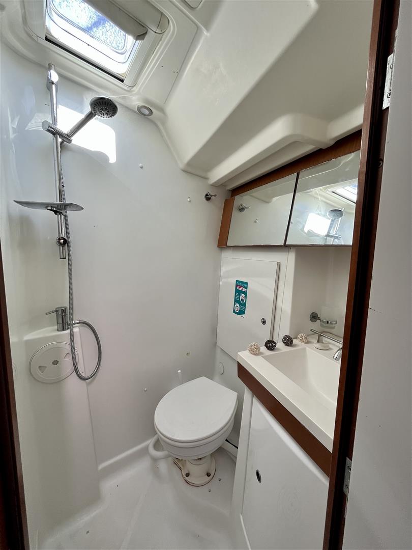 Oceanis 54 — photo 26