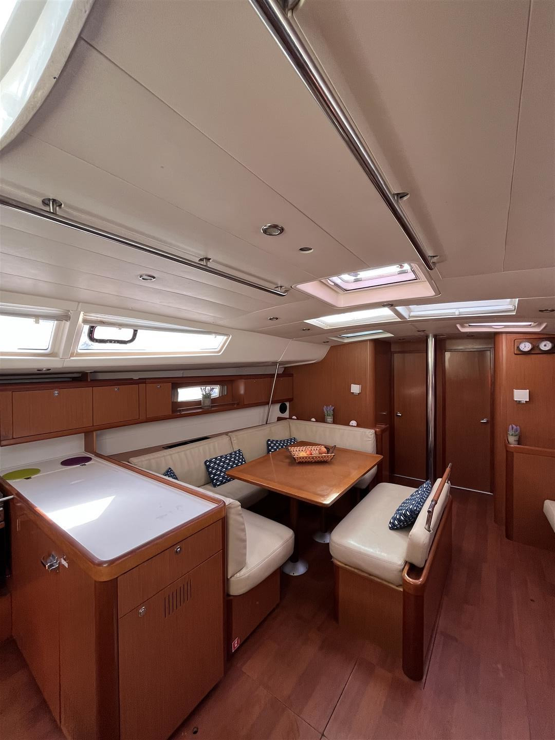 Oceanis 54 — photo 28