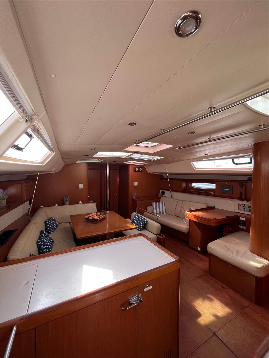 Oceanis 54 — photo 17