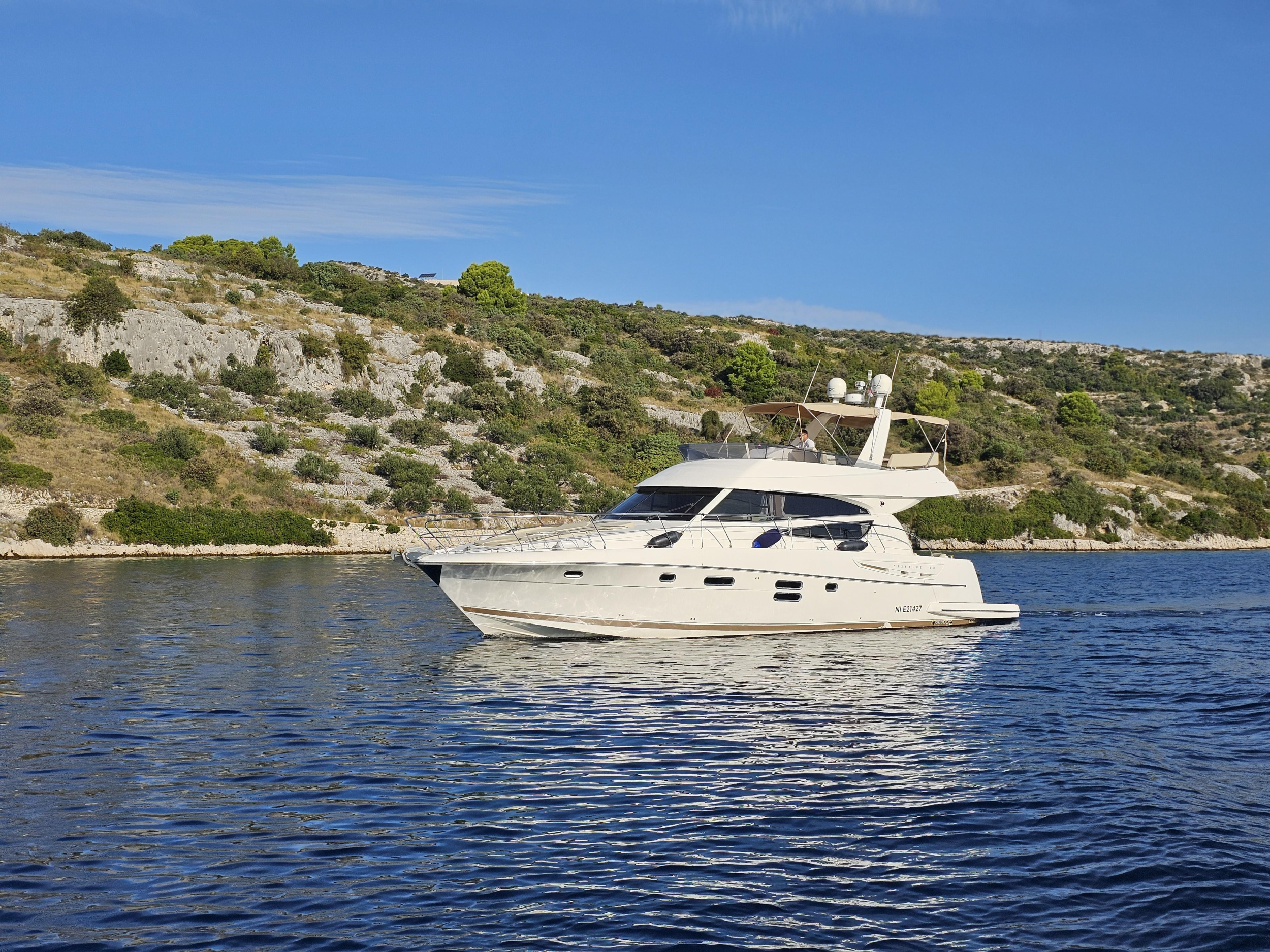 Prestige 50 Fly — photo 12
