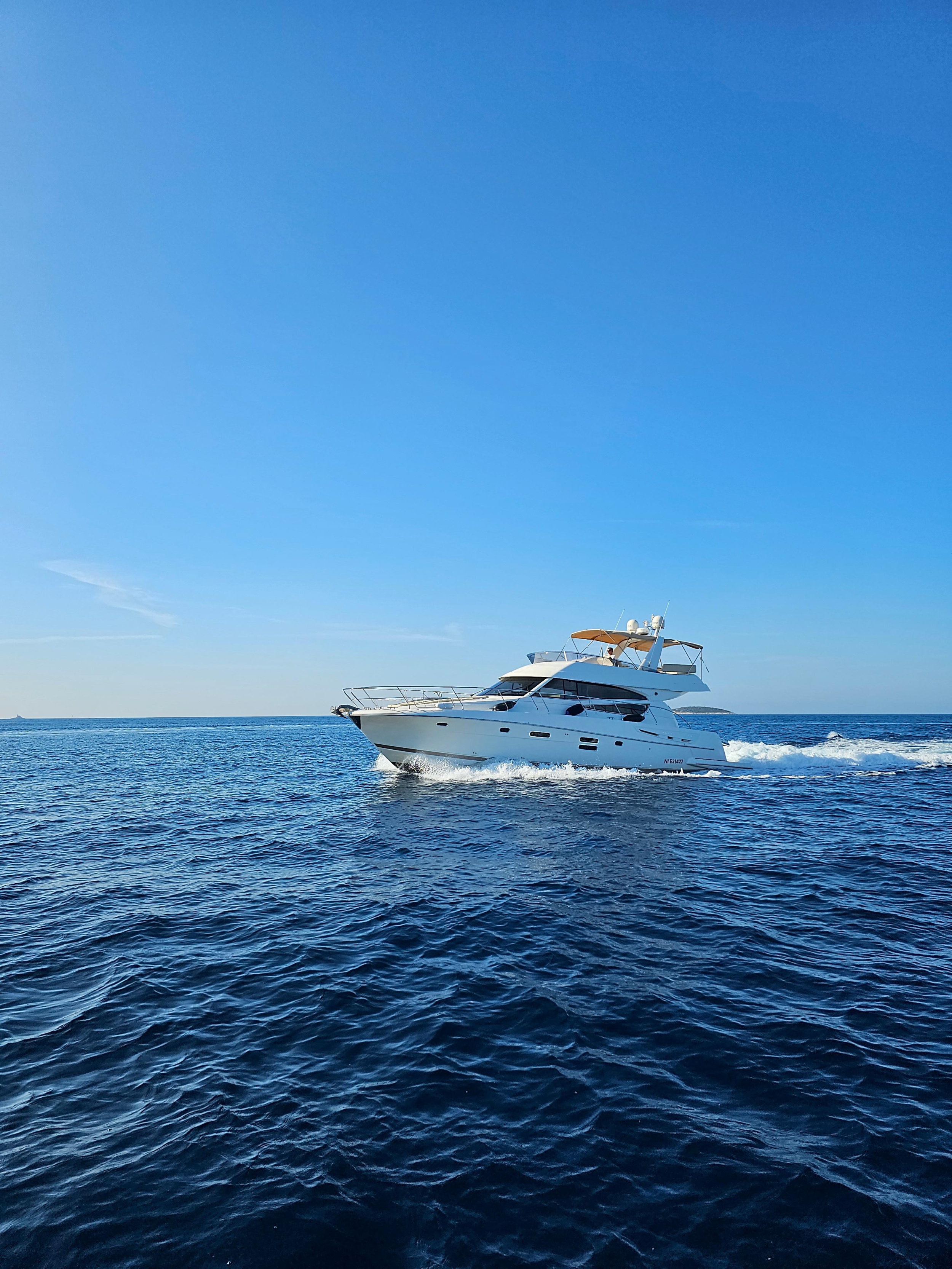 Prestige 50 Fly — photo 15