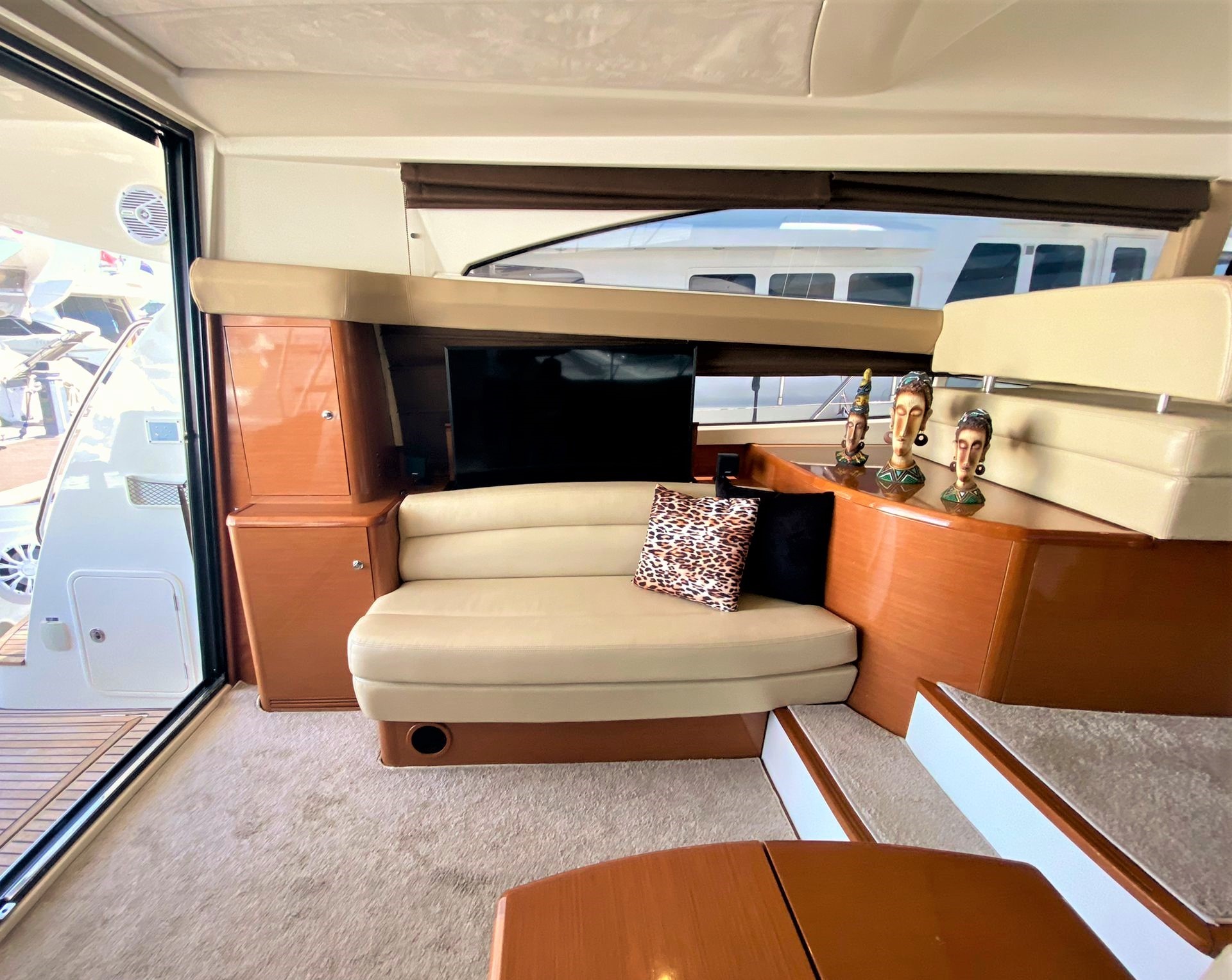 Prestige 50 Fly — photo 19