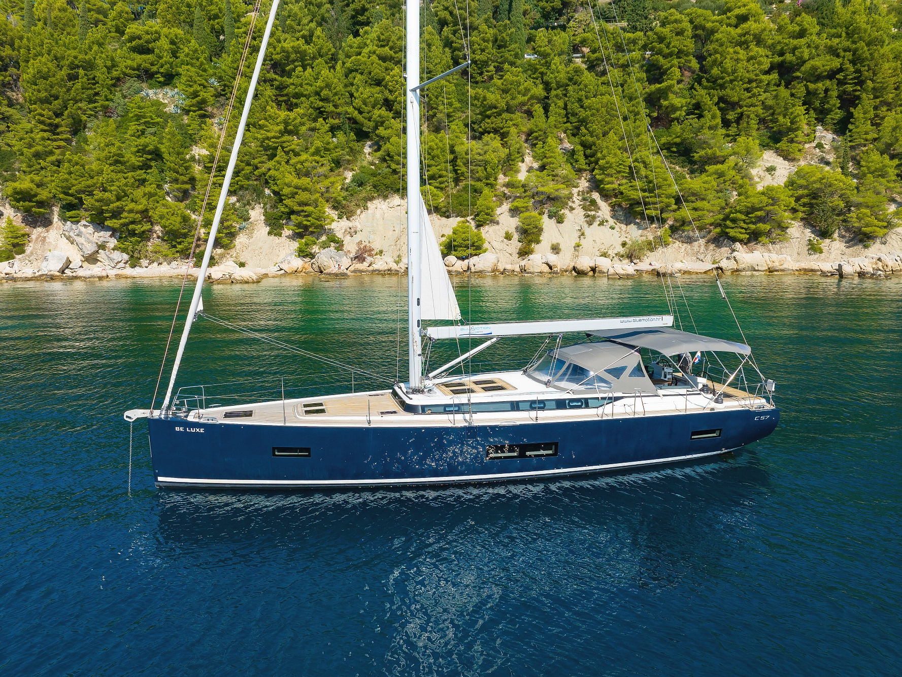Bavaria Cruiser 57 — photo 1