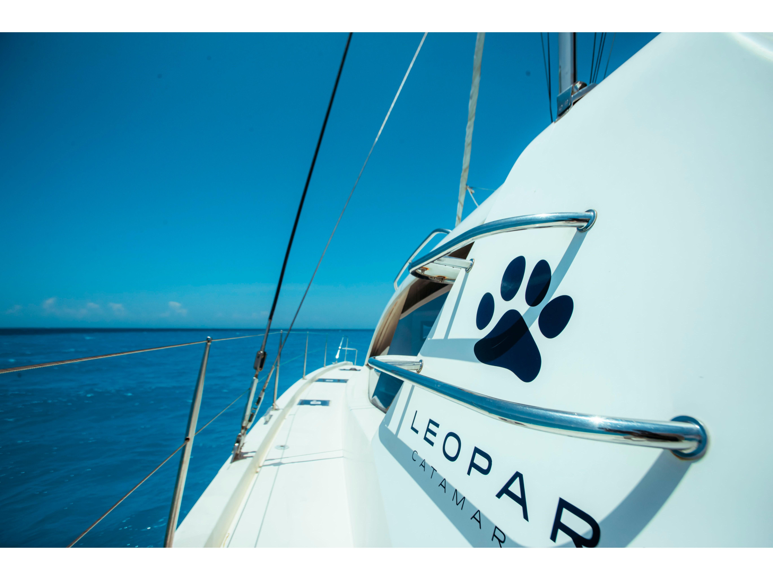 Leopard 48 — photo 1