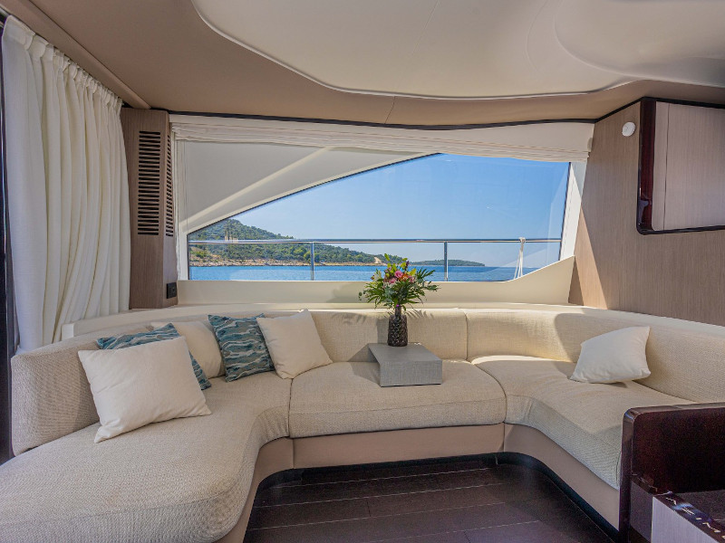 Azimut 60 — photo 43