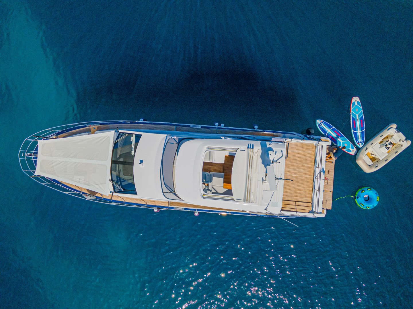 Azimut 60 — photo 39