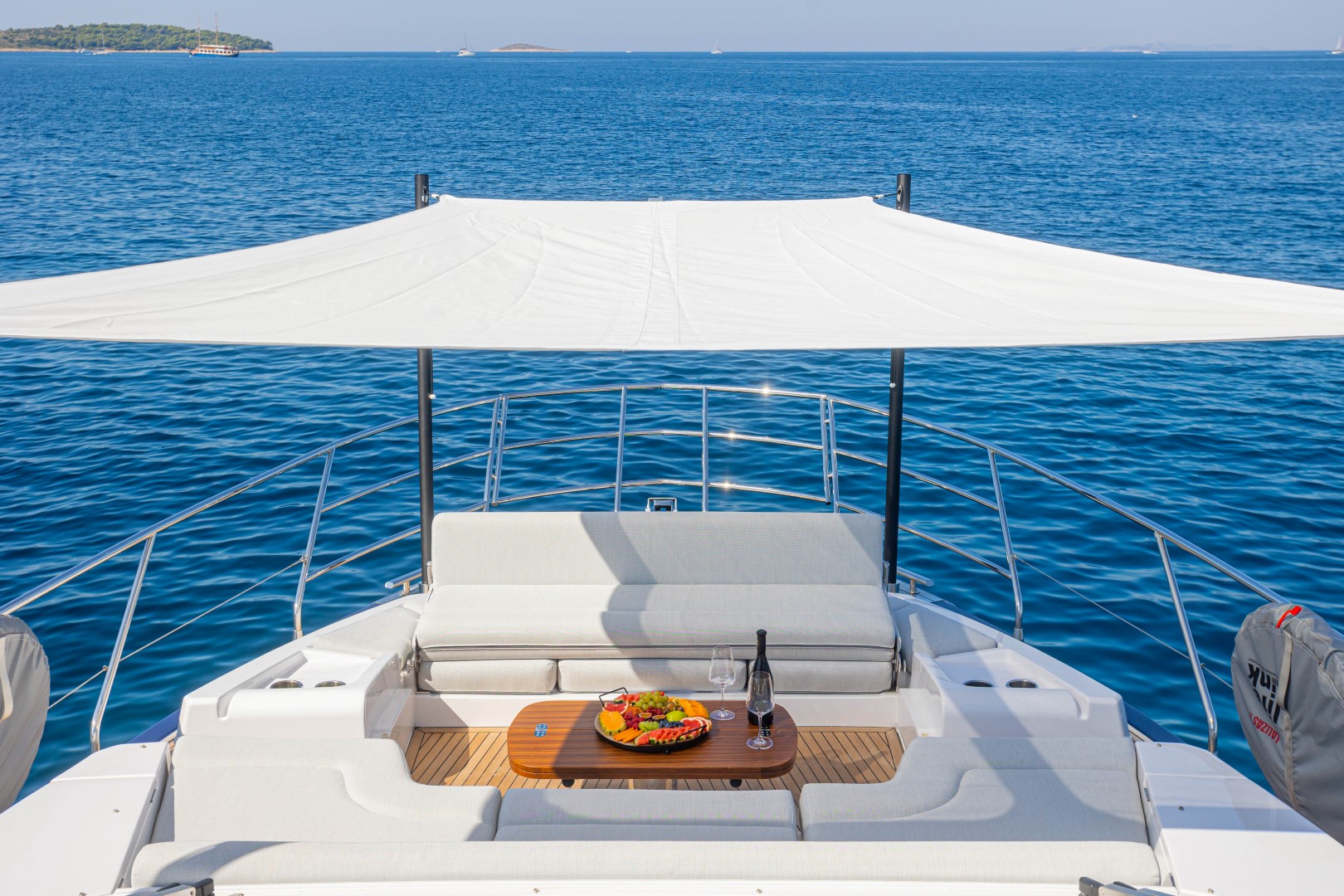 Azimut 60 — photo 47