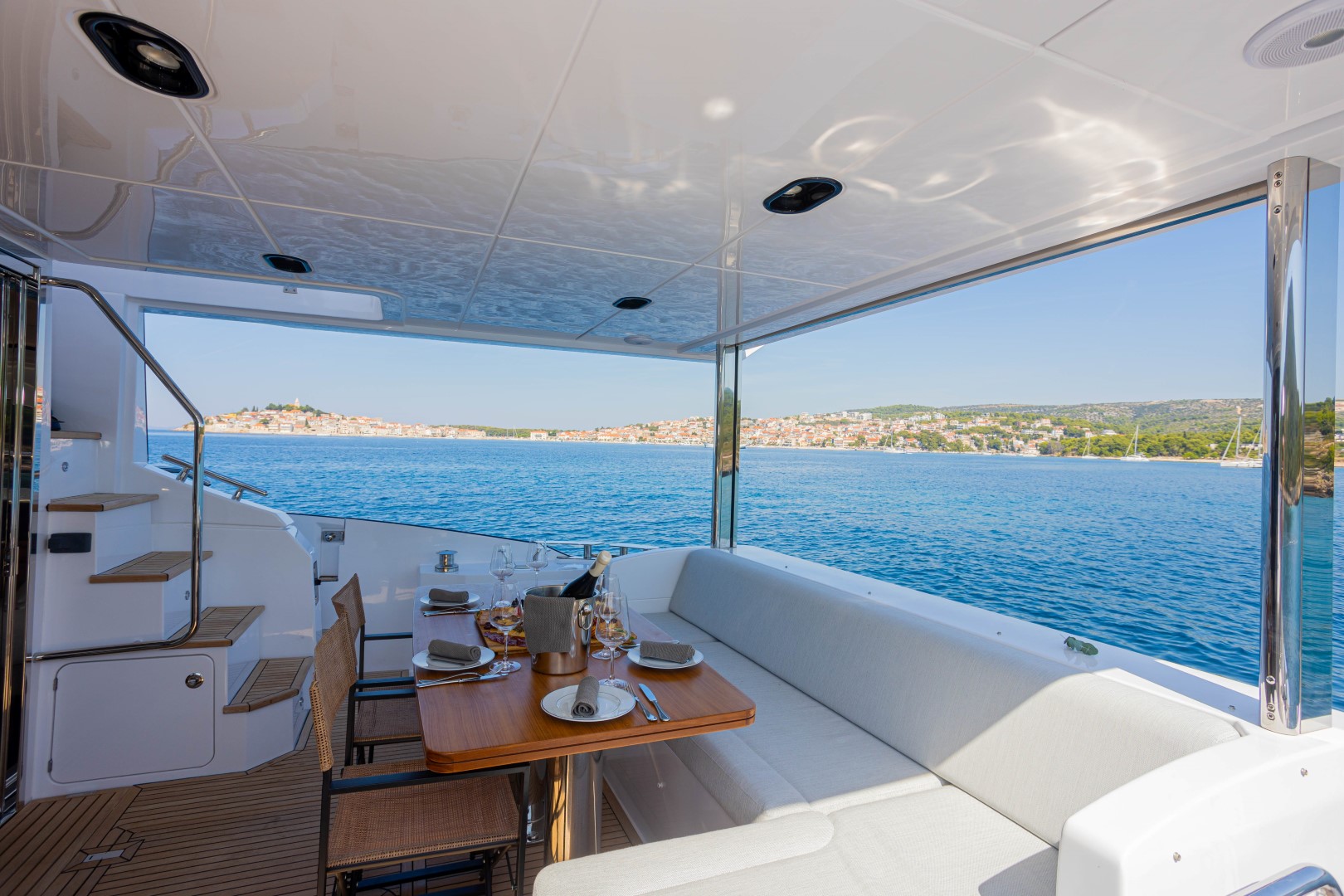 Azimut 60 — photo 2