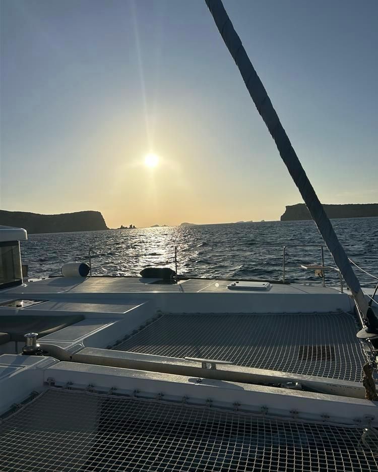 Lagoon 52F — photo 16