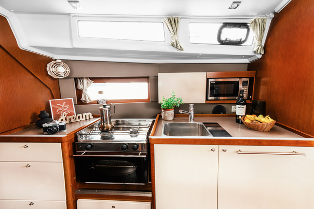 Oceanis 38 — photo 29