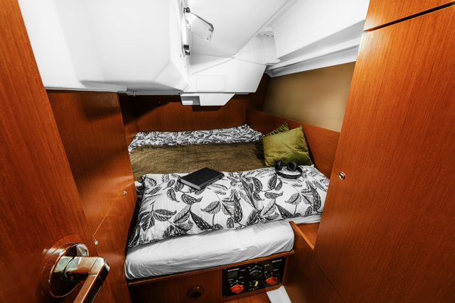Oceanis 38 — photo 13