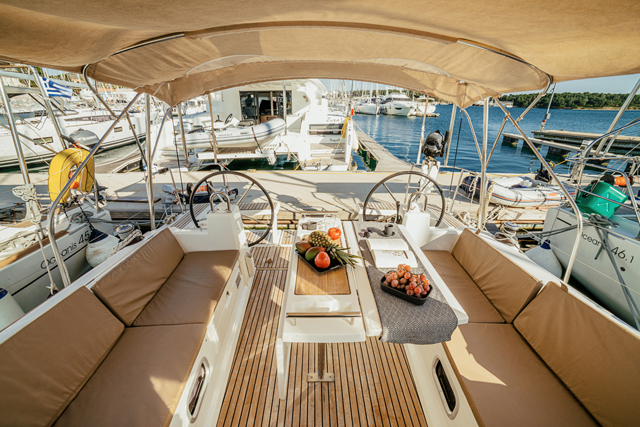 Oceanis 38 — photo 23