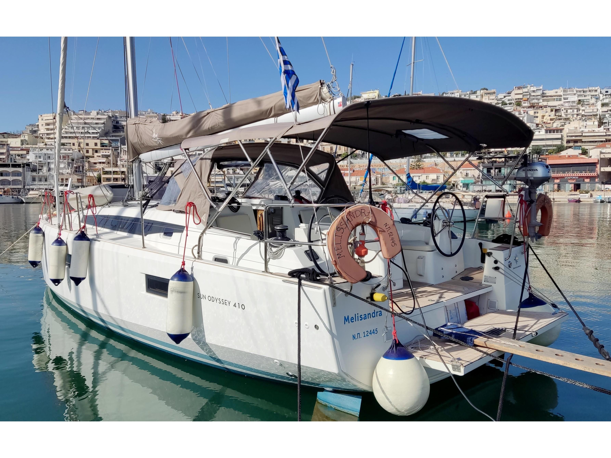 Sun Odyssey 410 — photo 1