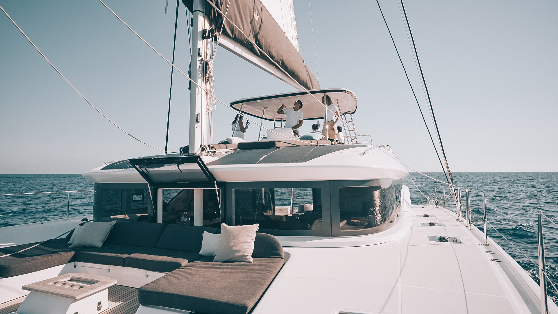 Lagoon 51 — photo 22