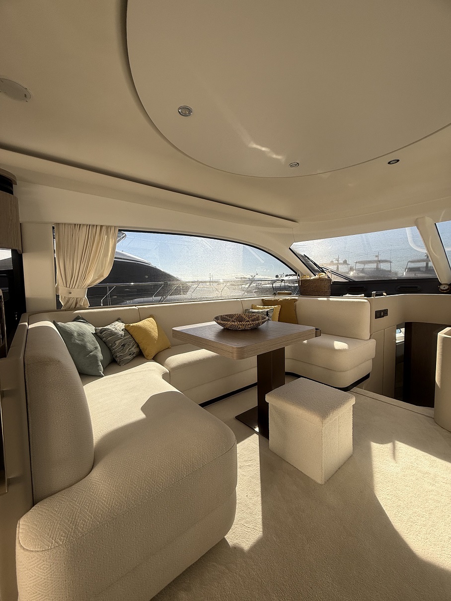 Azimut 53 Fly — photo 5