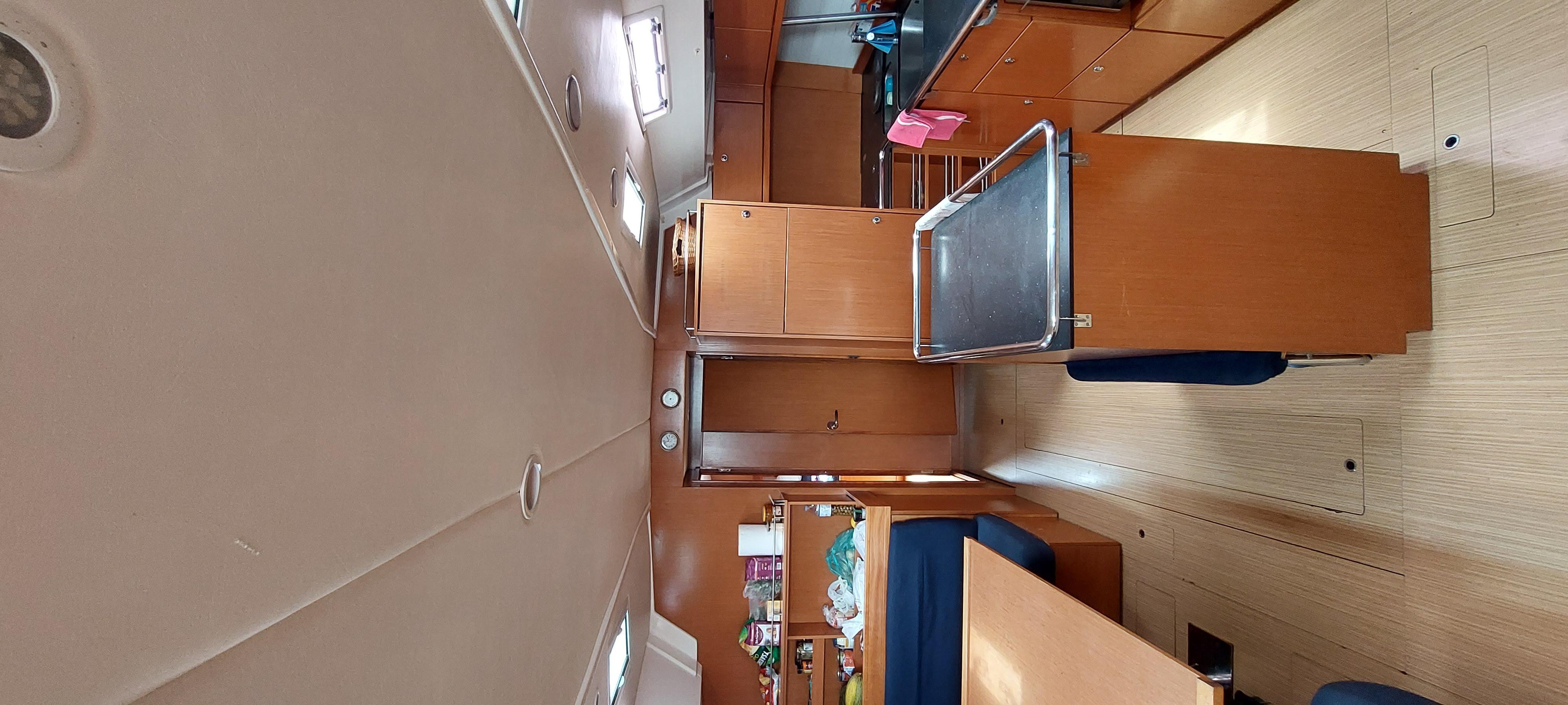 Bavaria 55 Cruiser — photo 10