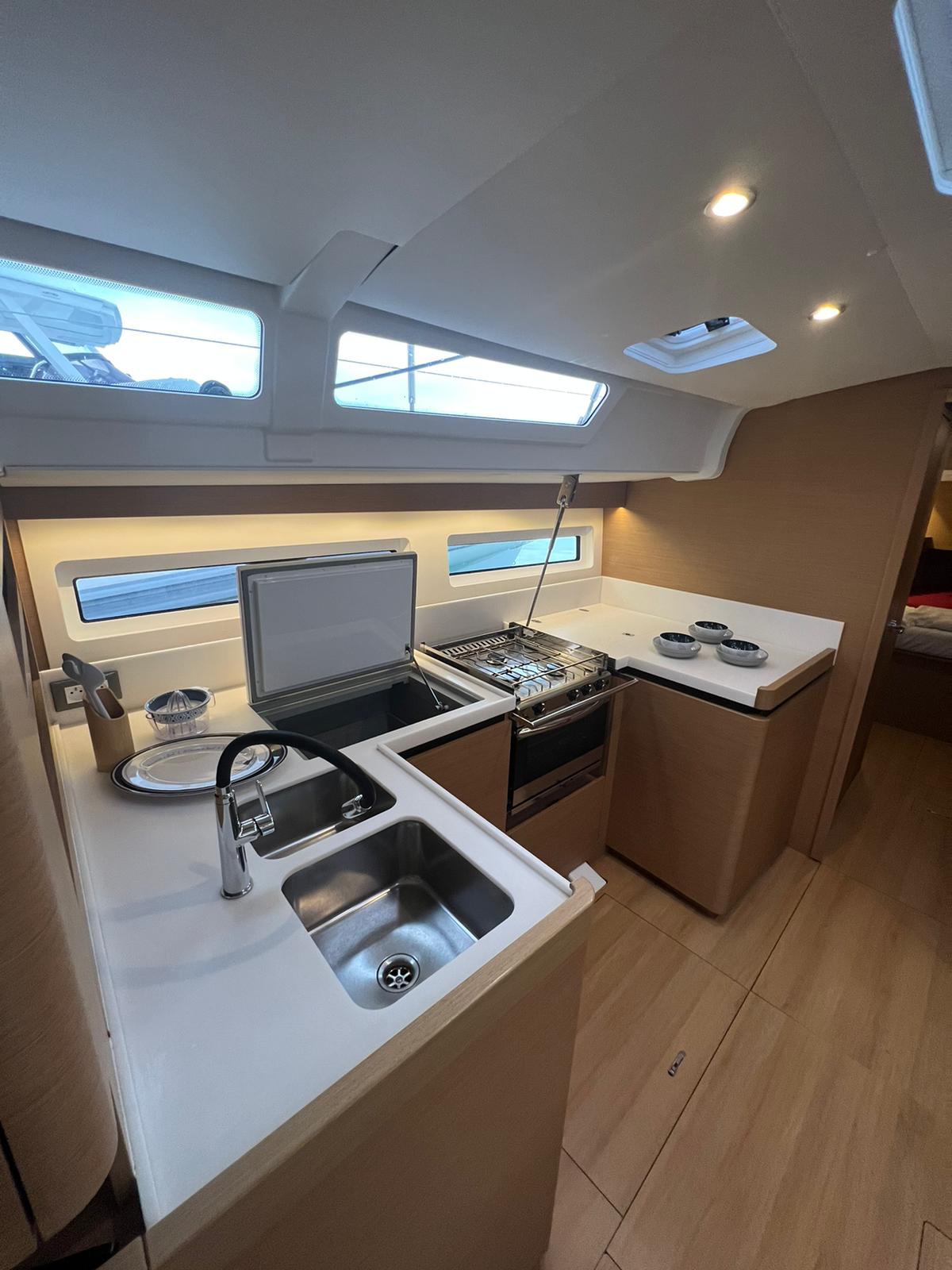 Sun Odyssey 490 — photo 16