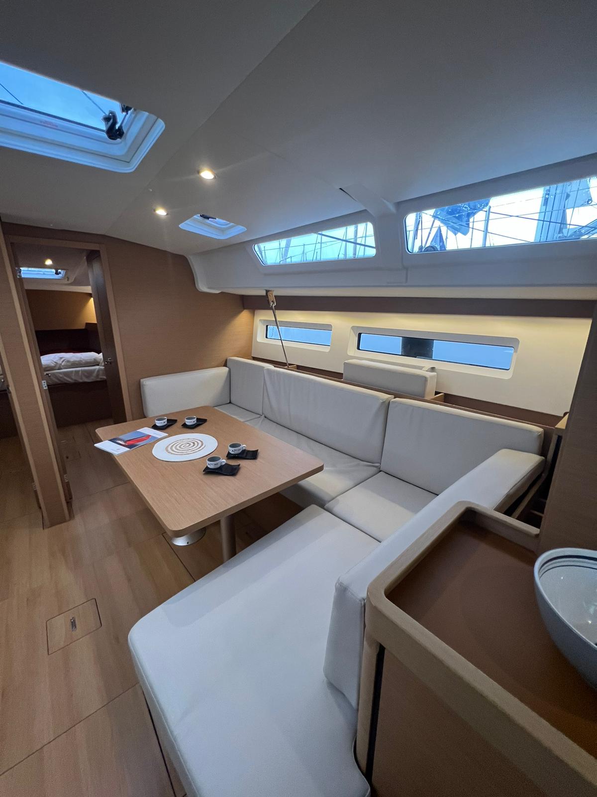 Sun Odyssey 490 — photo 8