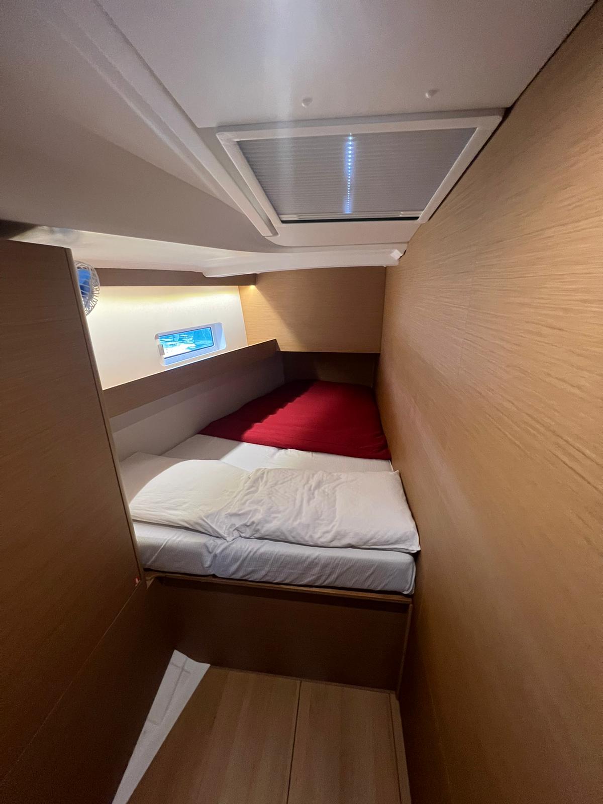 Sun Odyssey 490 — photo 10