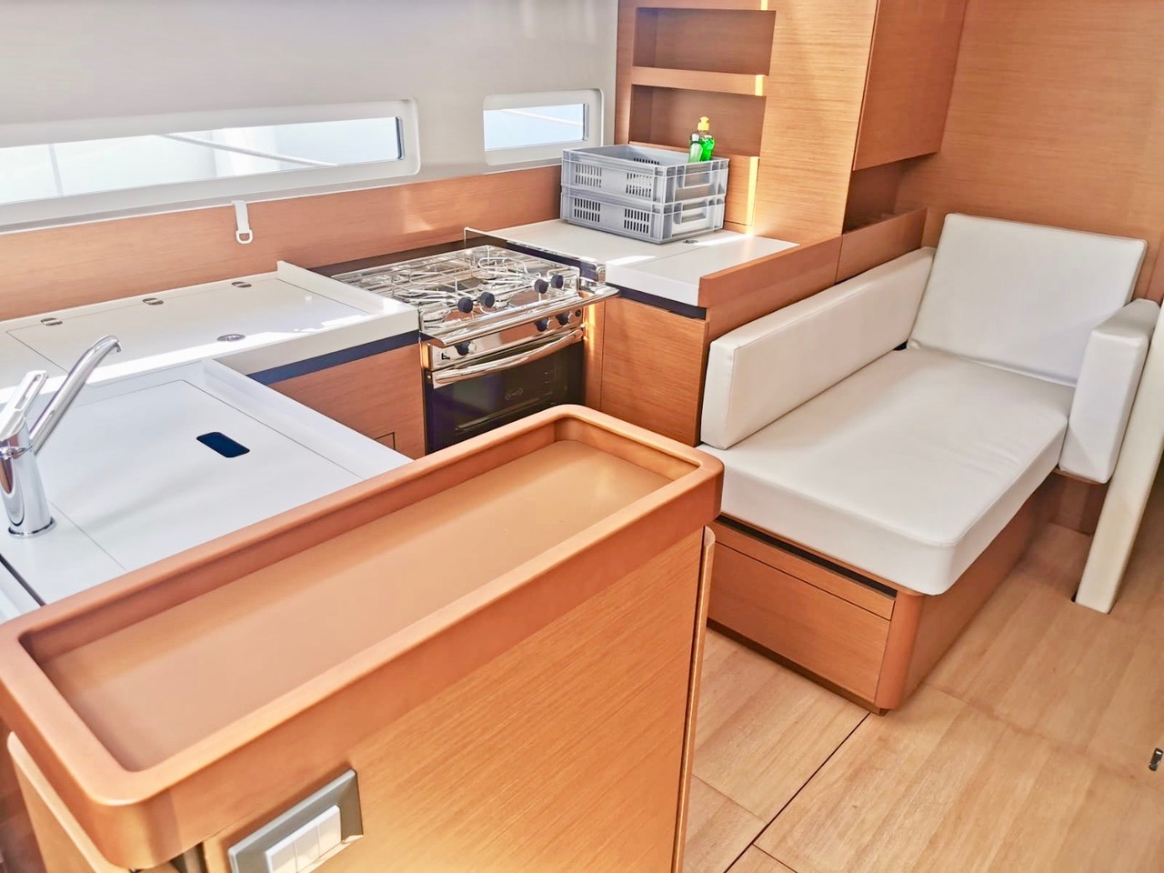 Sun Odyssey 410 — photo 4