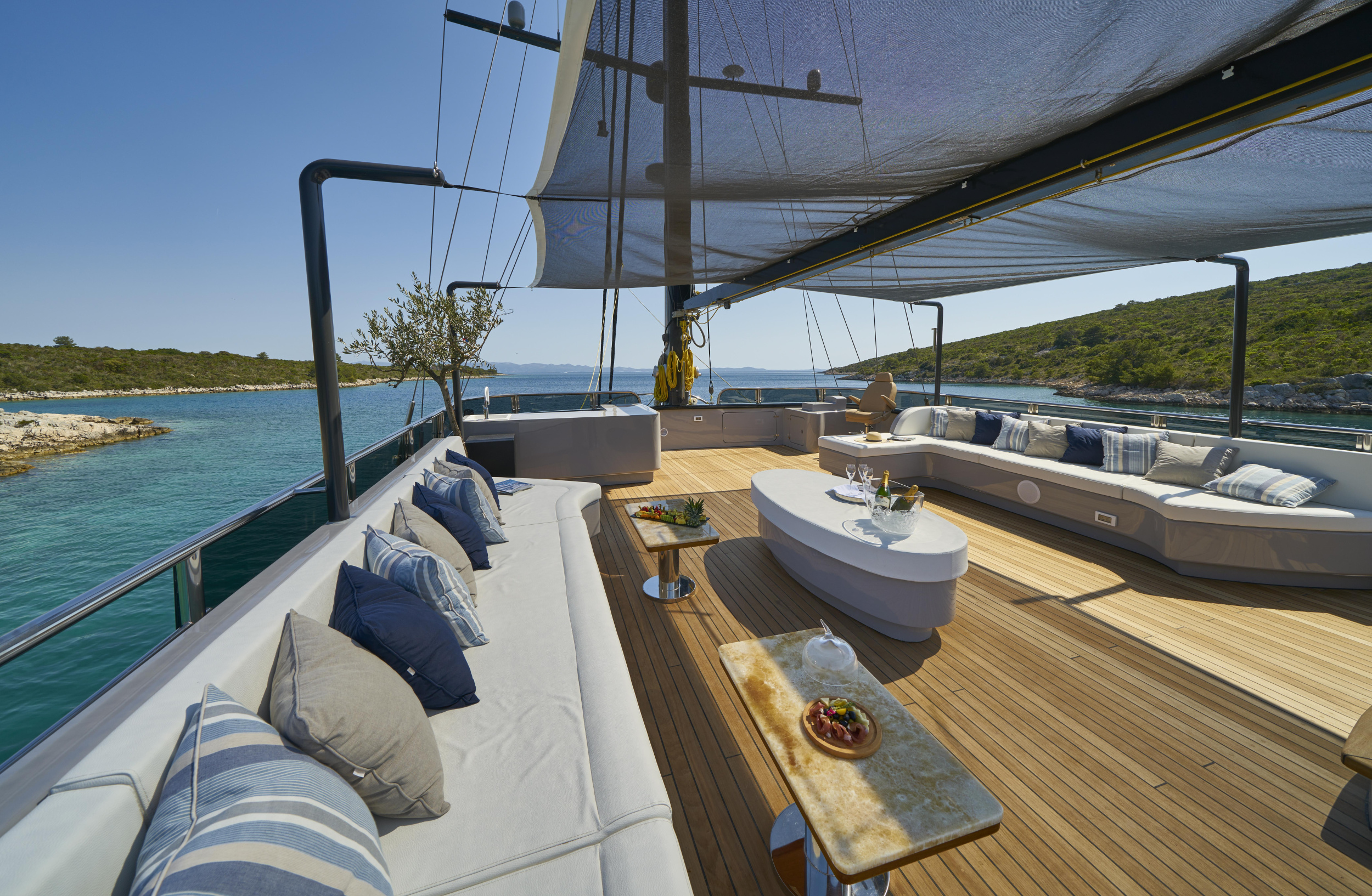 Luxury Sailing Yacht Rara Avis — photo 73