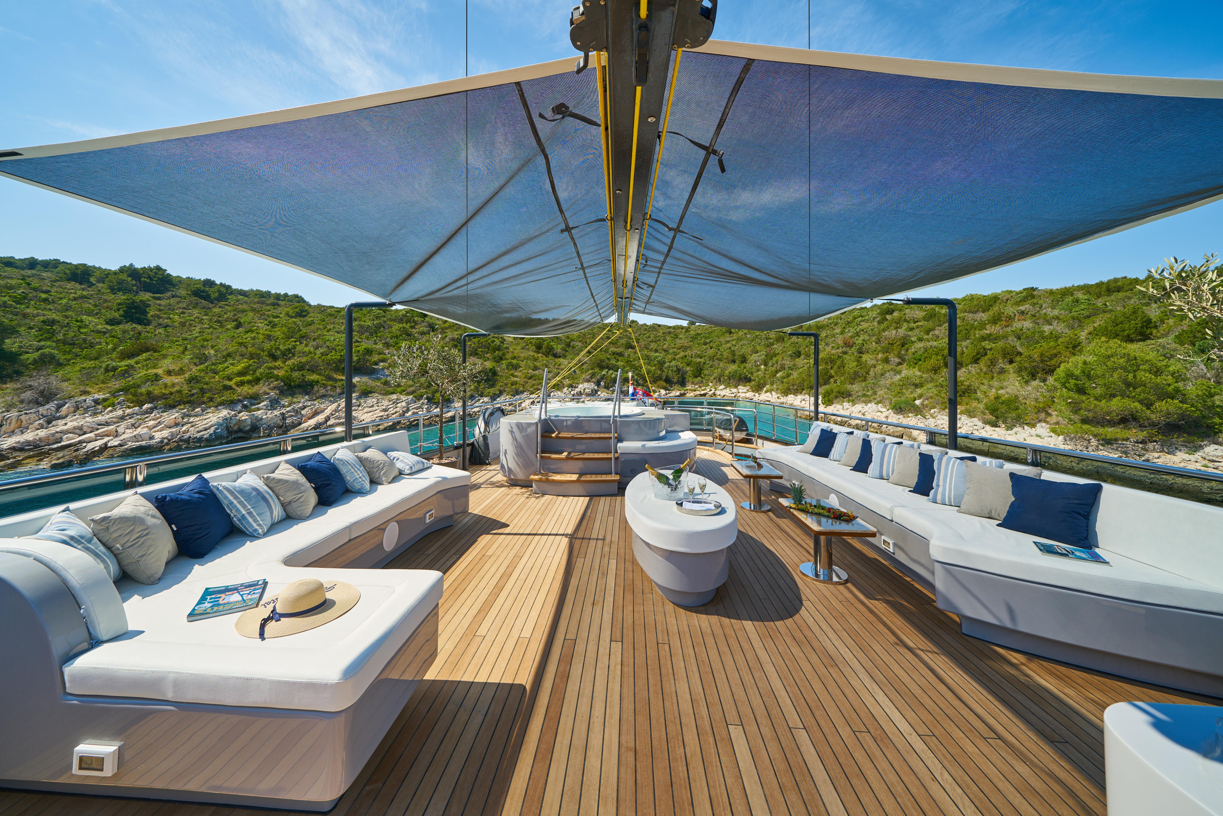 Luxury Sailing Yacht Rara Avis — photo 32