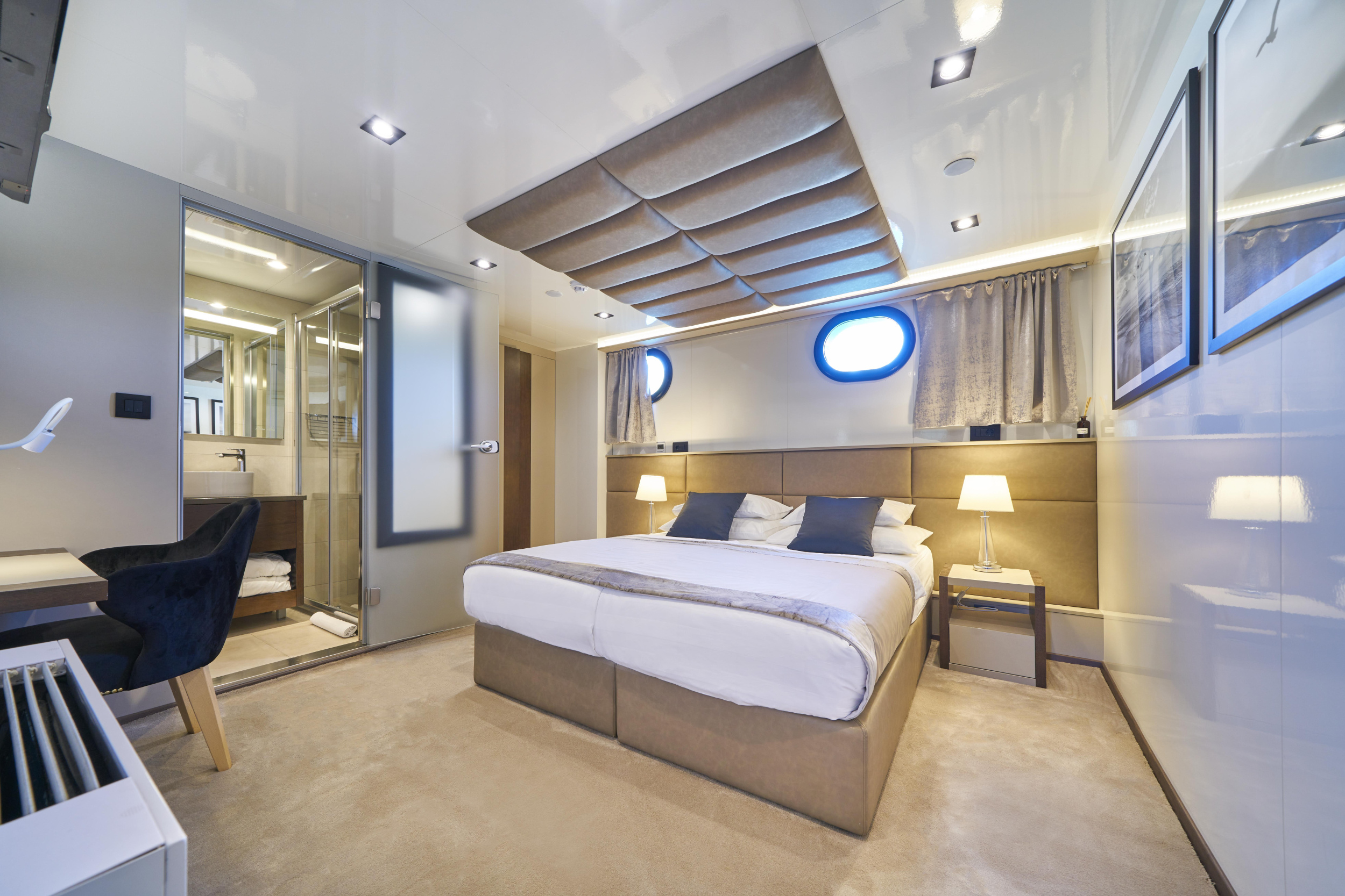 Luxury Sailing Yacht Rara Avis — photo 18