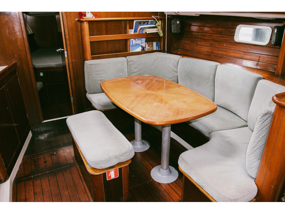 Oceanis 381 — photo 6
