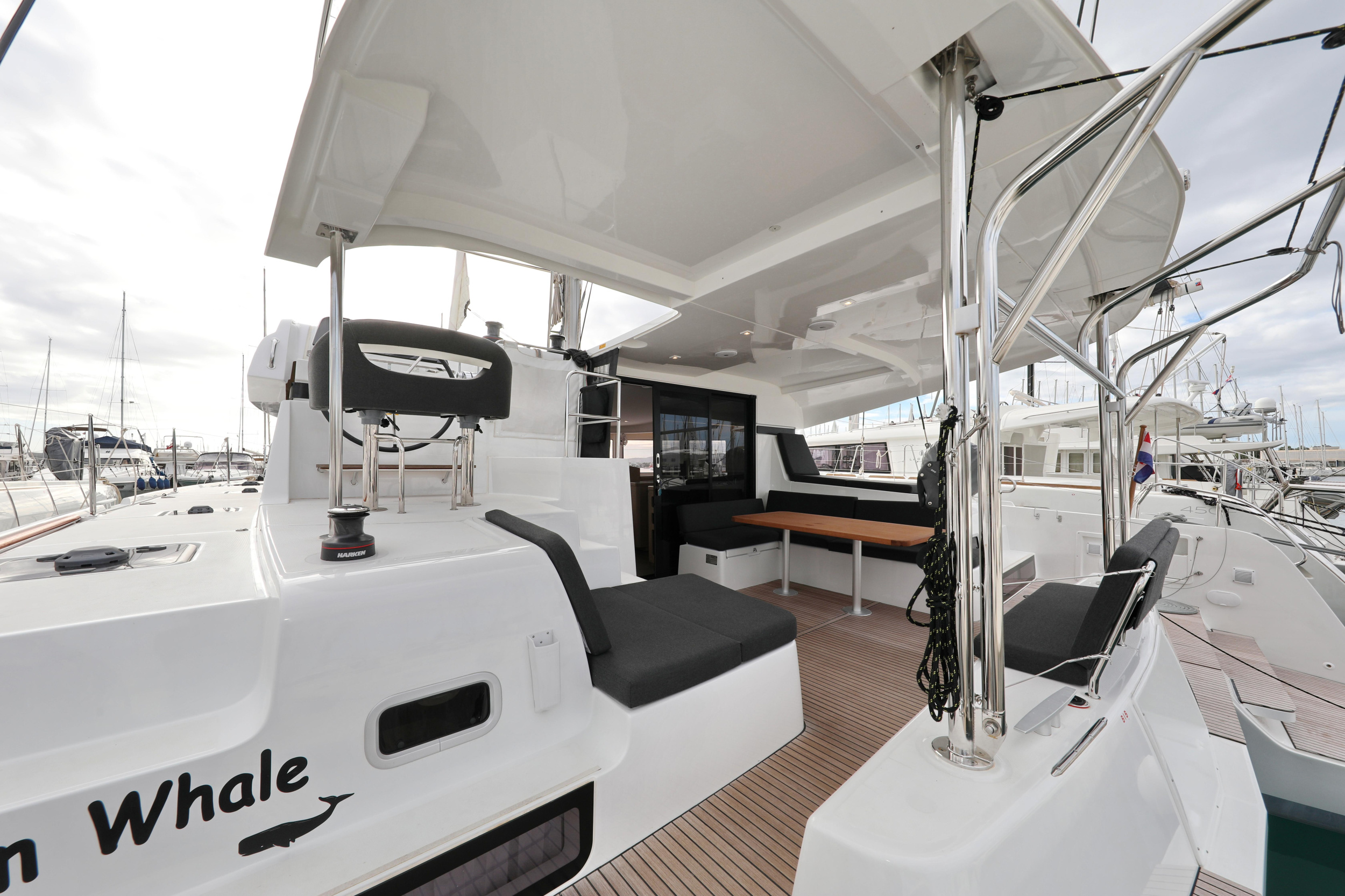 Lagoon 42 — photo 19