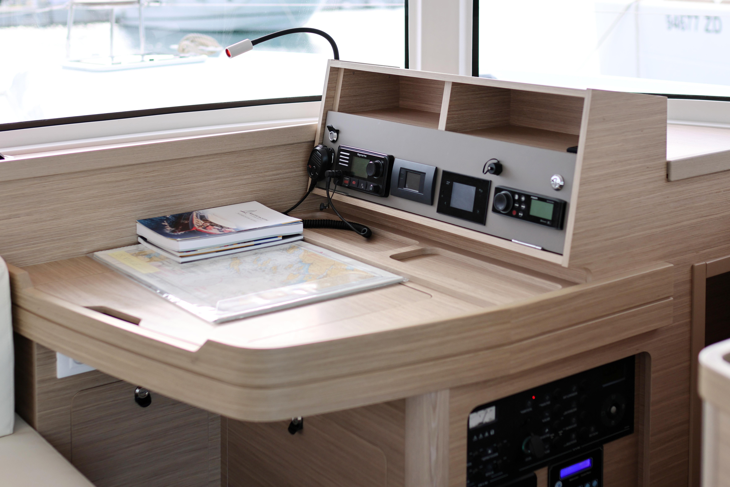 Lagoon 42 — photo 11