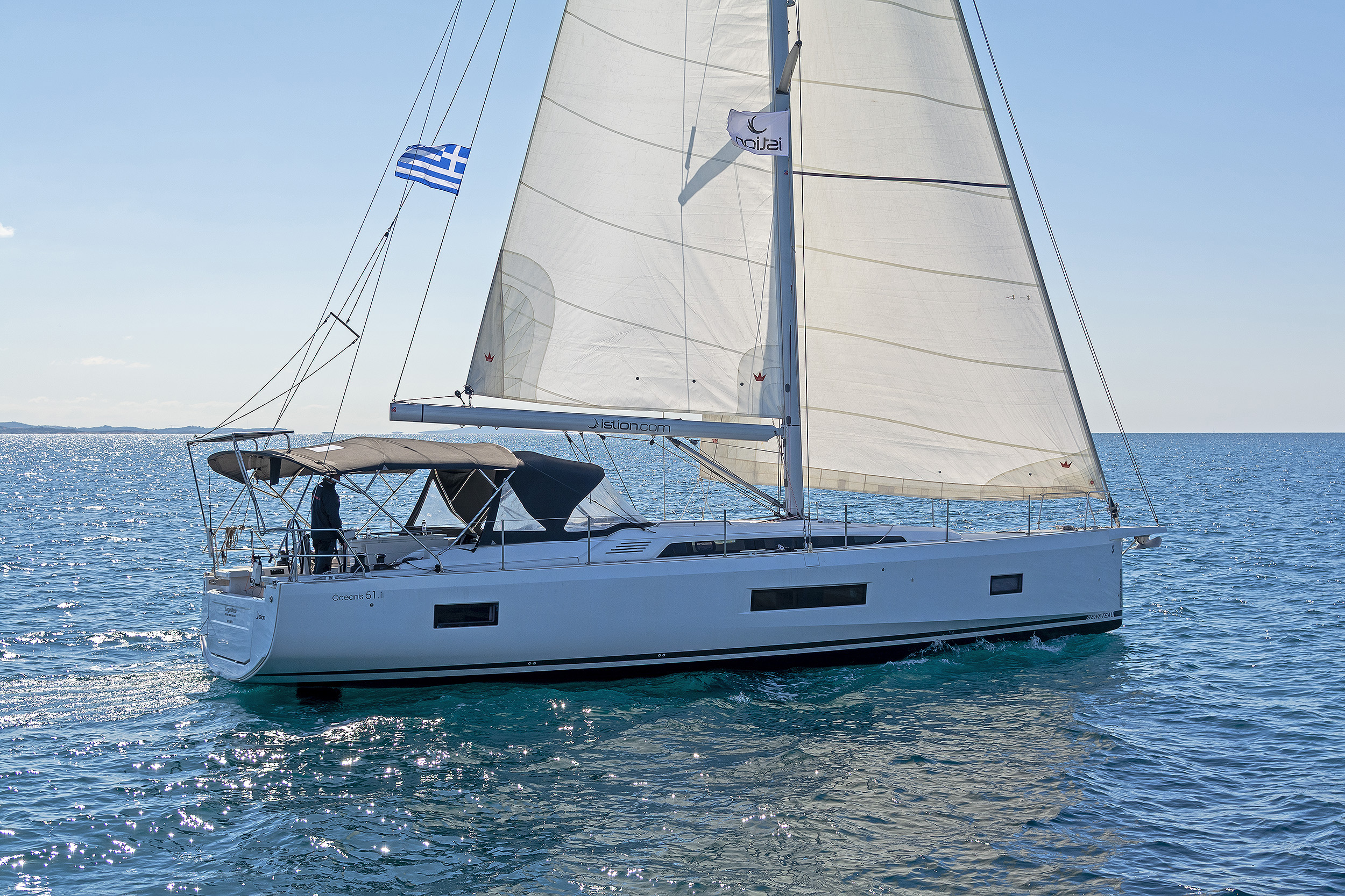 Oceanis 51.1 (5+1 cab) & GEN — photo 17