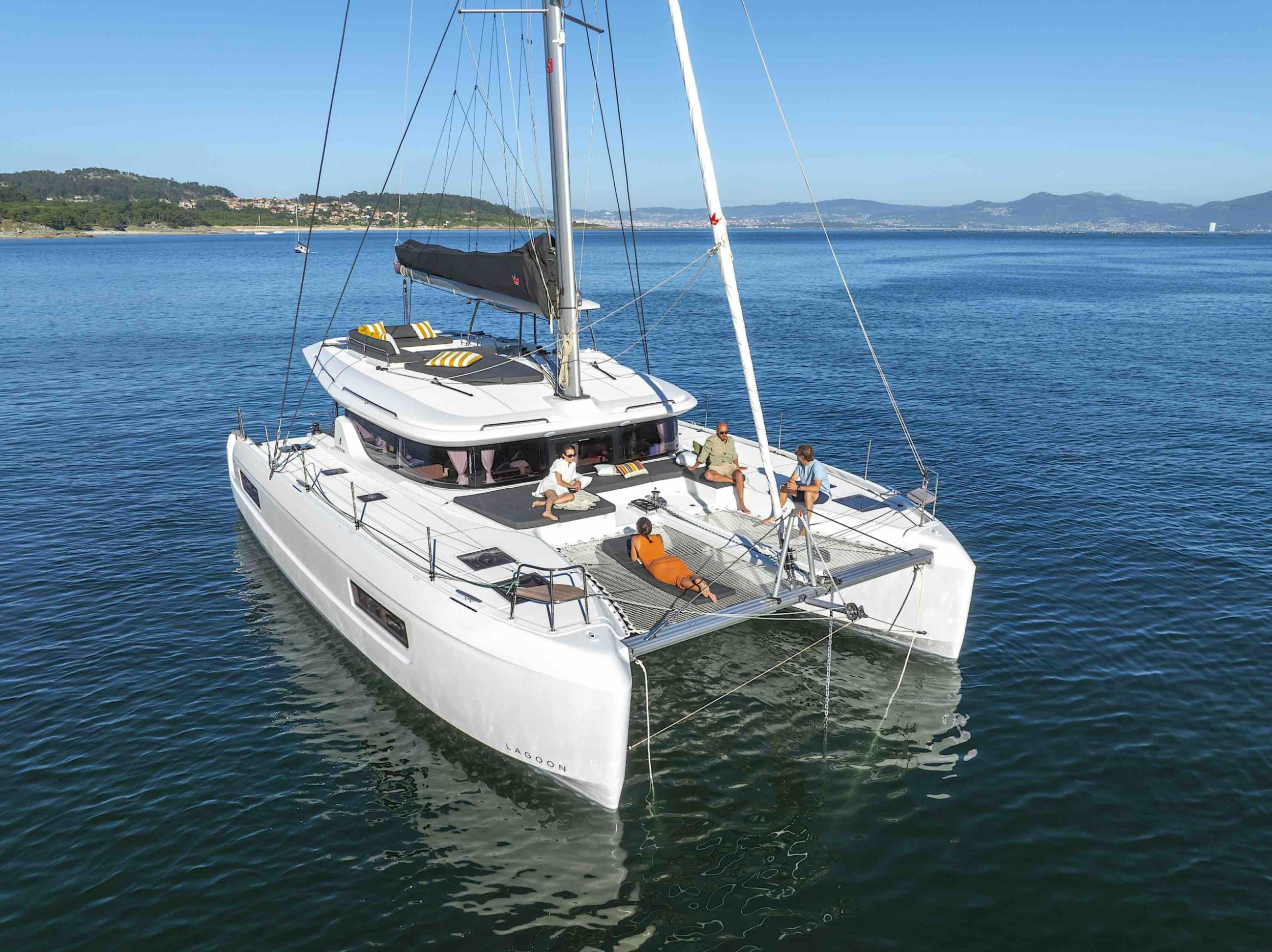 Lagoon 43 — photo 13