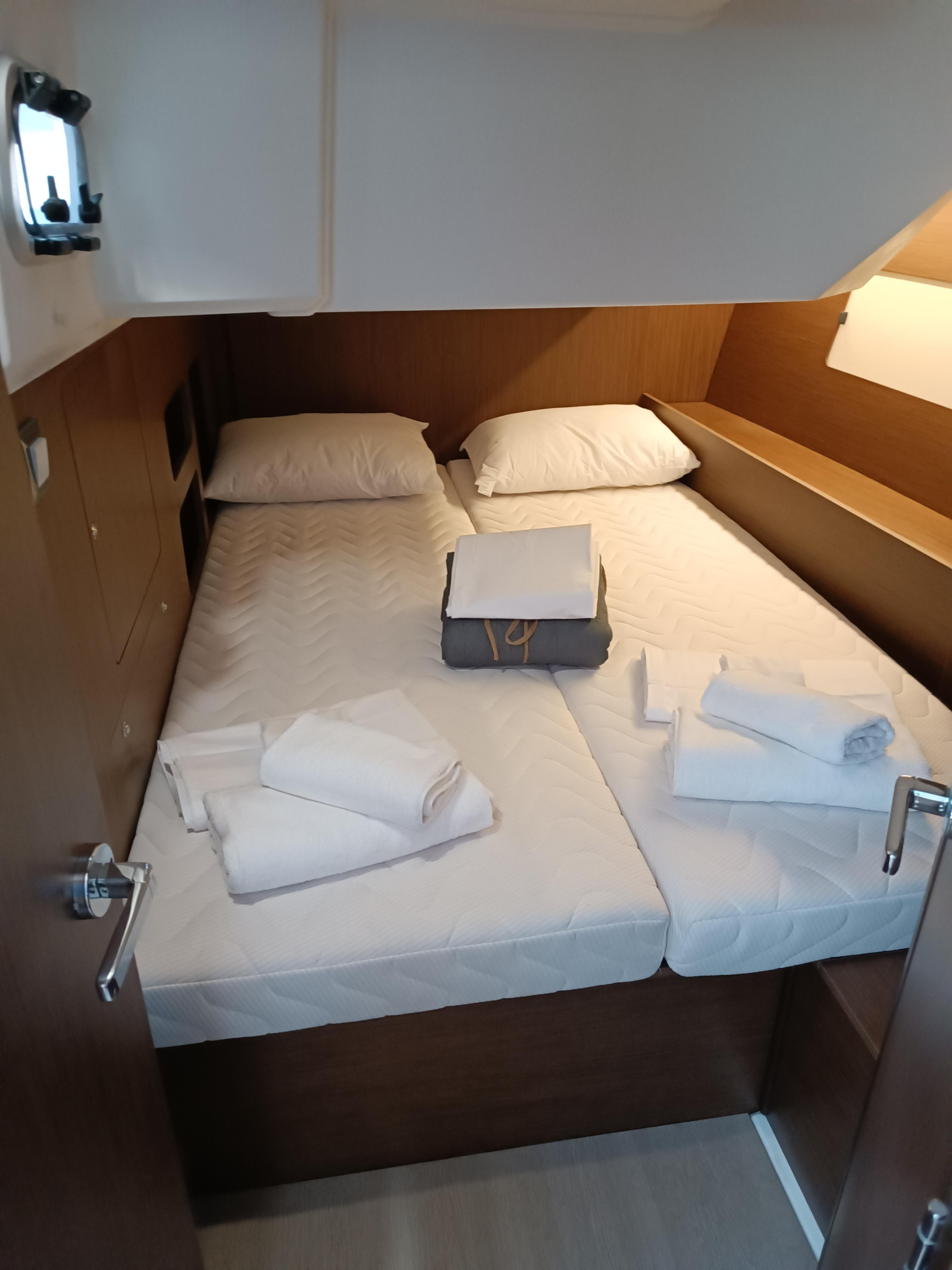 Oceanis 46.1 — photo 10