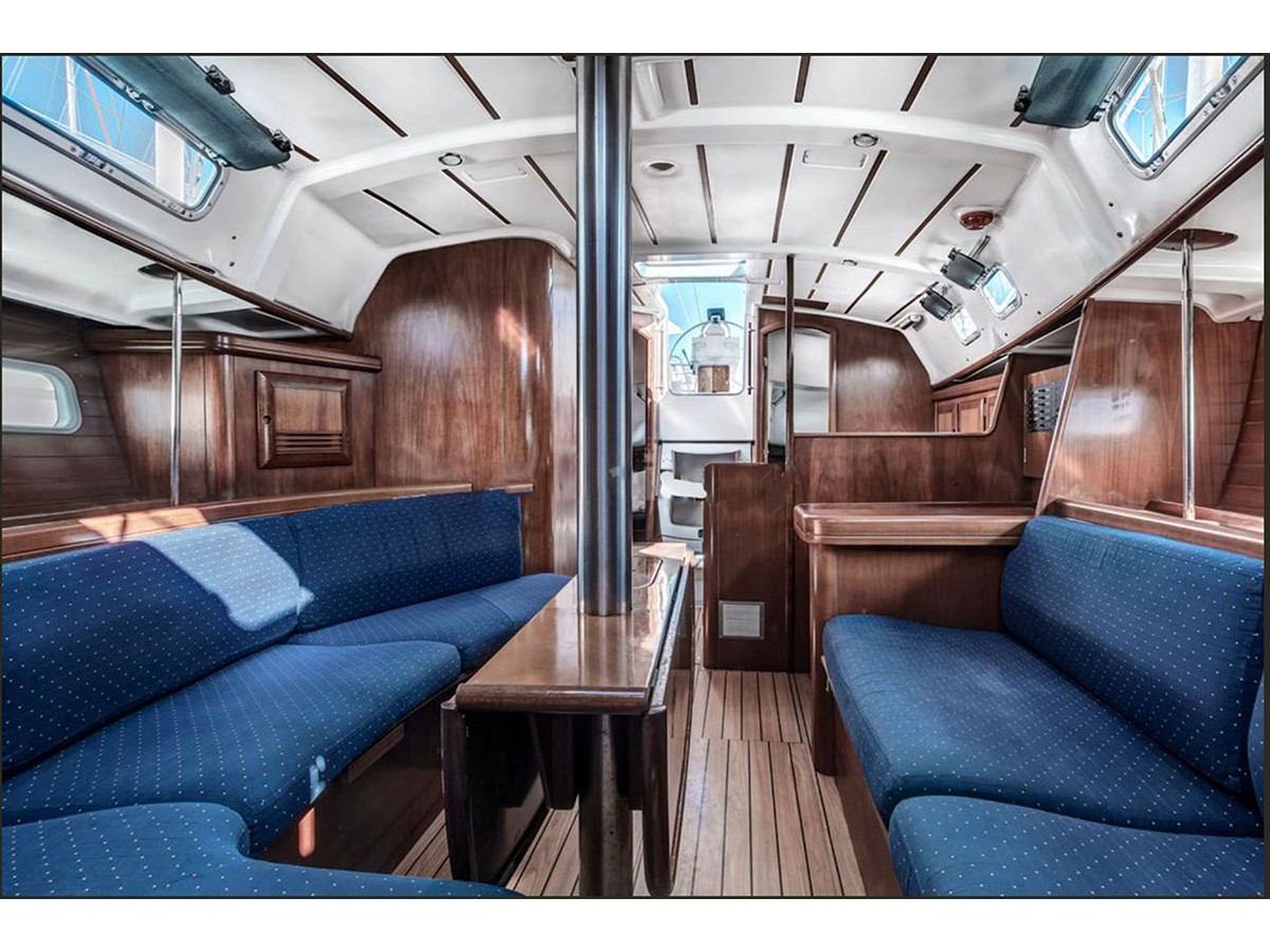 Oceanis Clipper 361 — photo 11