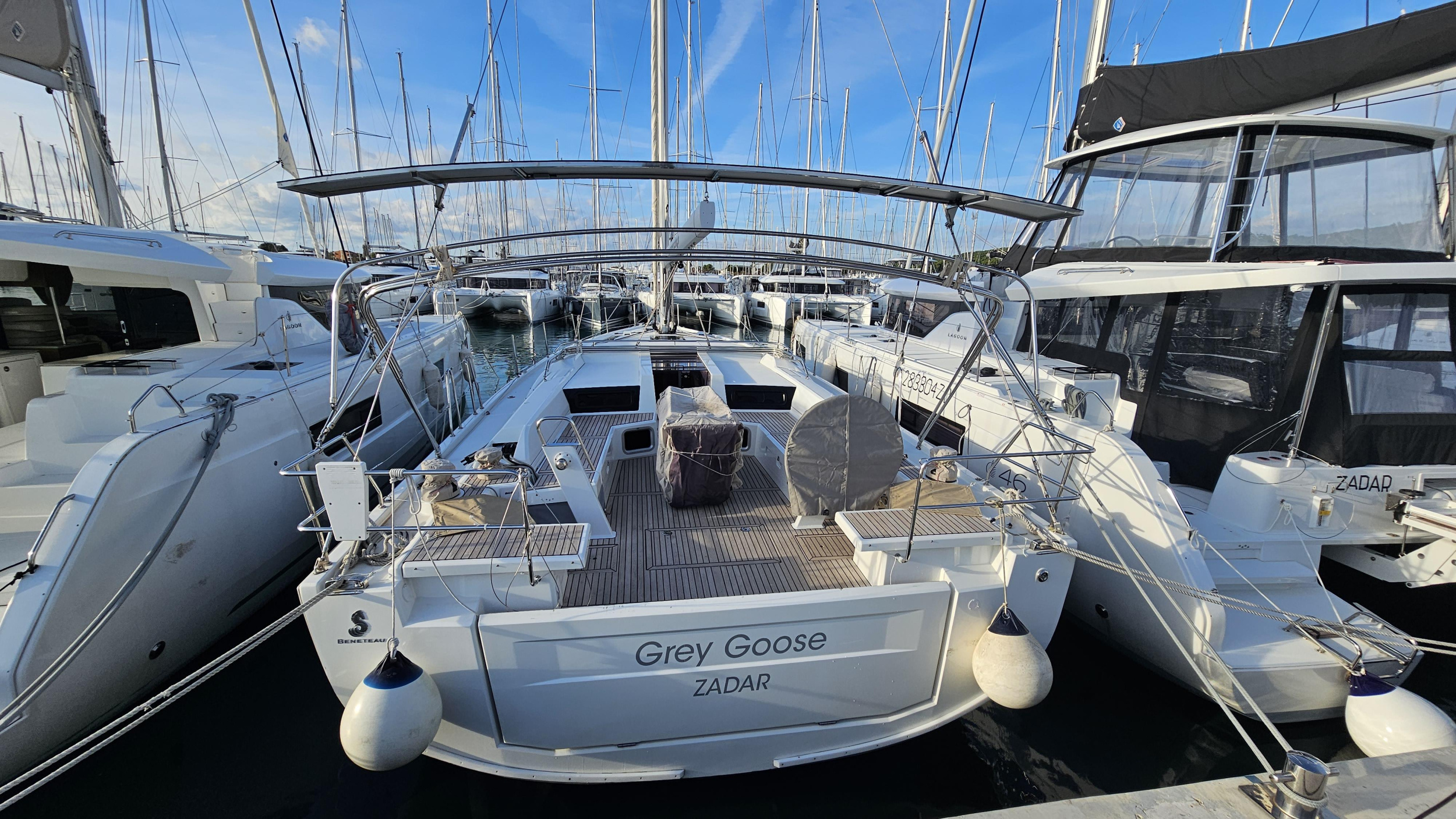 Oceanis 51.1 — photo 55