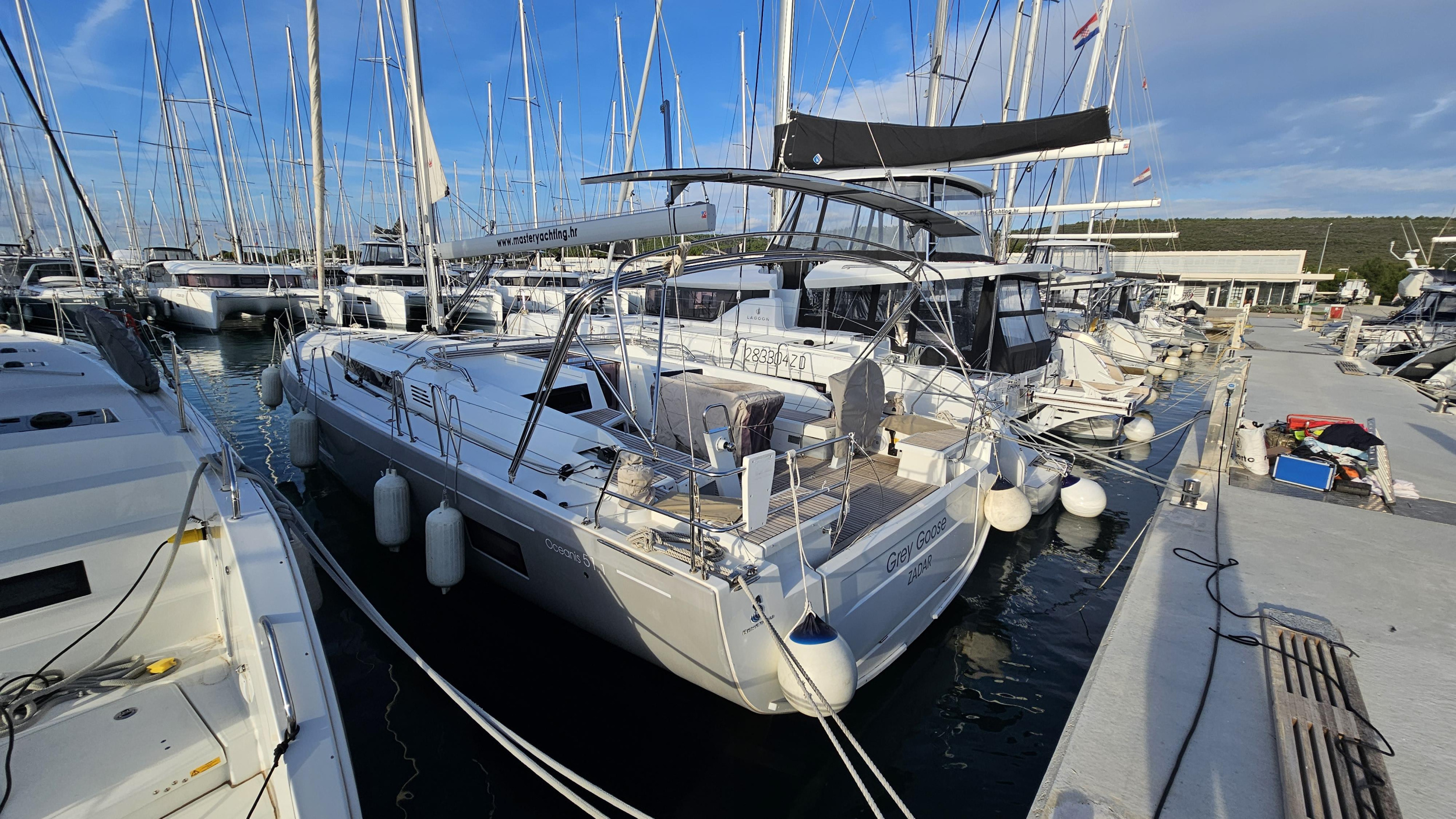 Oceanis 51.1 — photo 96