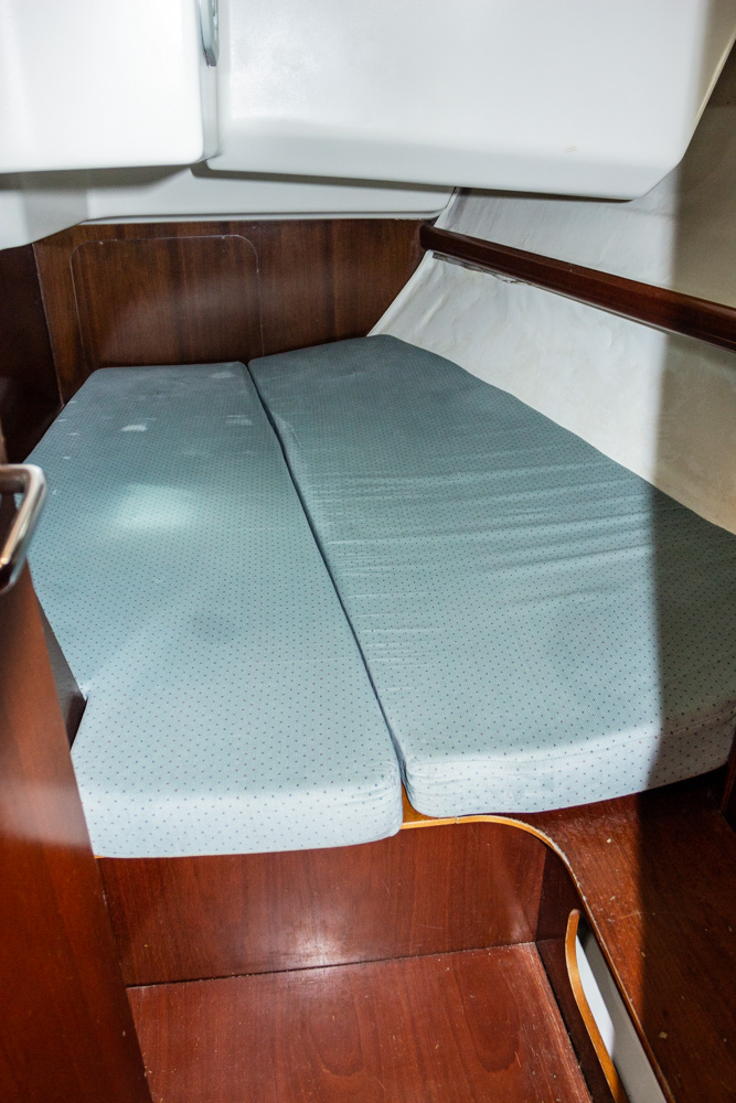Oceanis 381 — photo 12