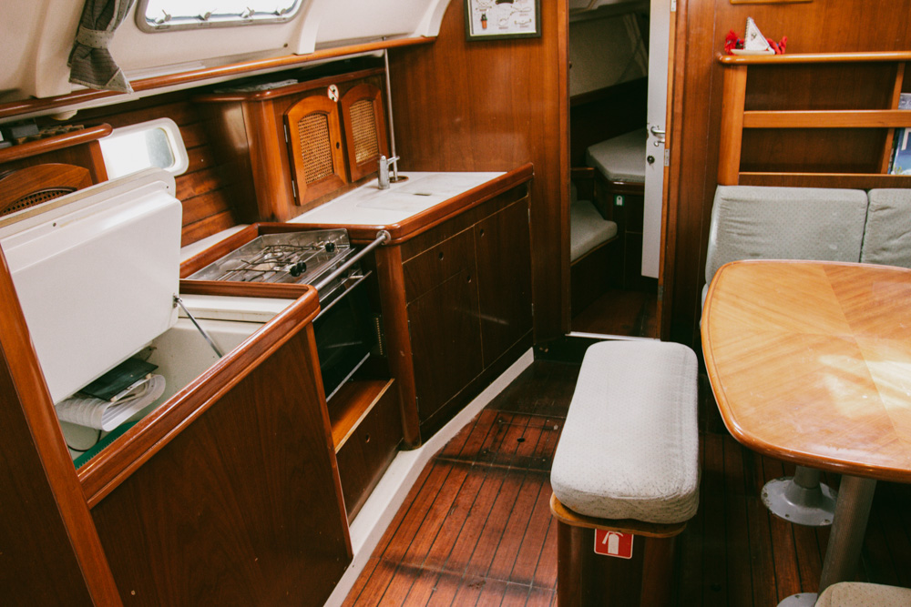 Oceanis 381 — photo 7
