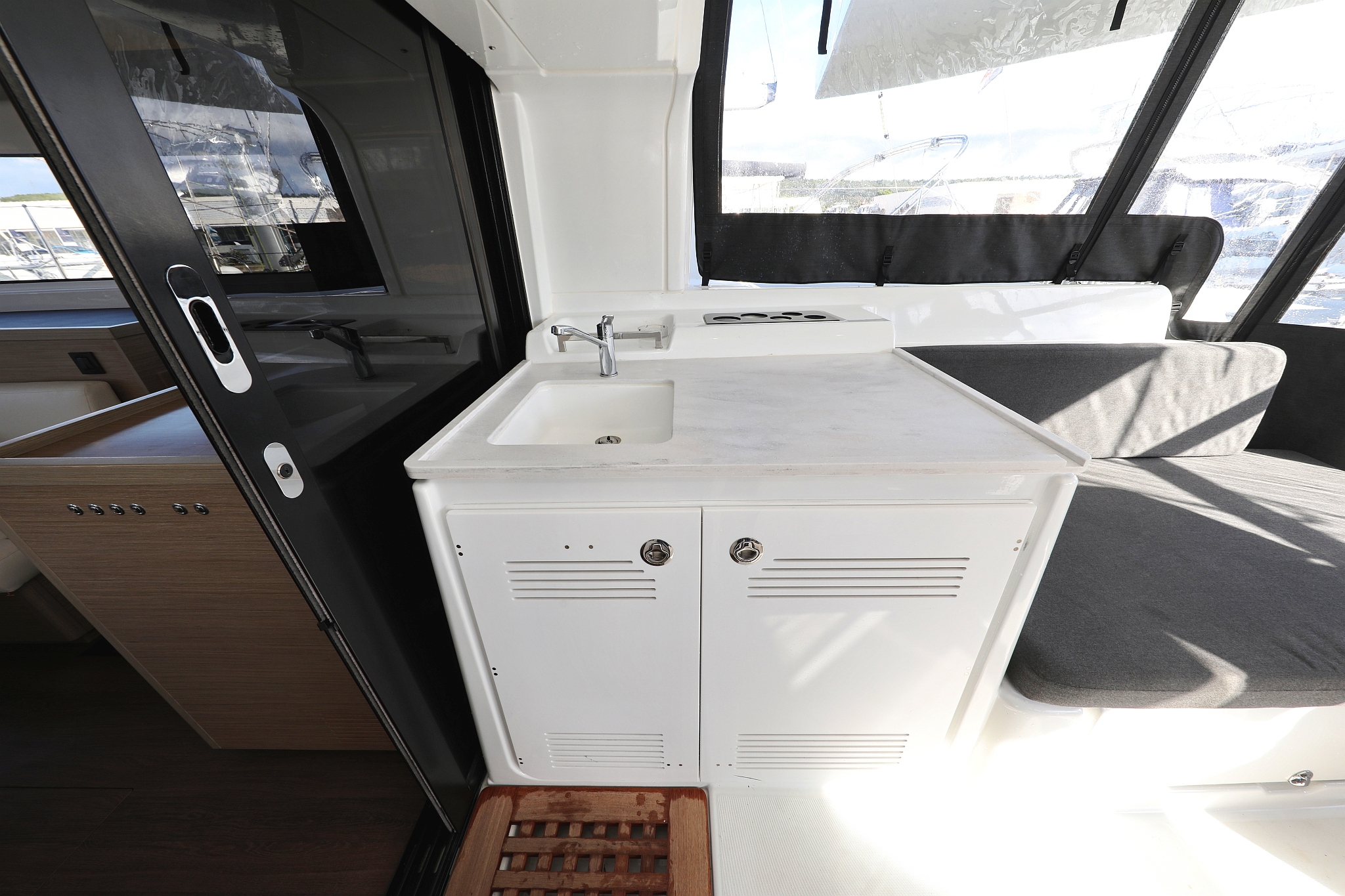 Lagoon 46 — photo 41