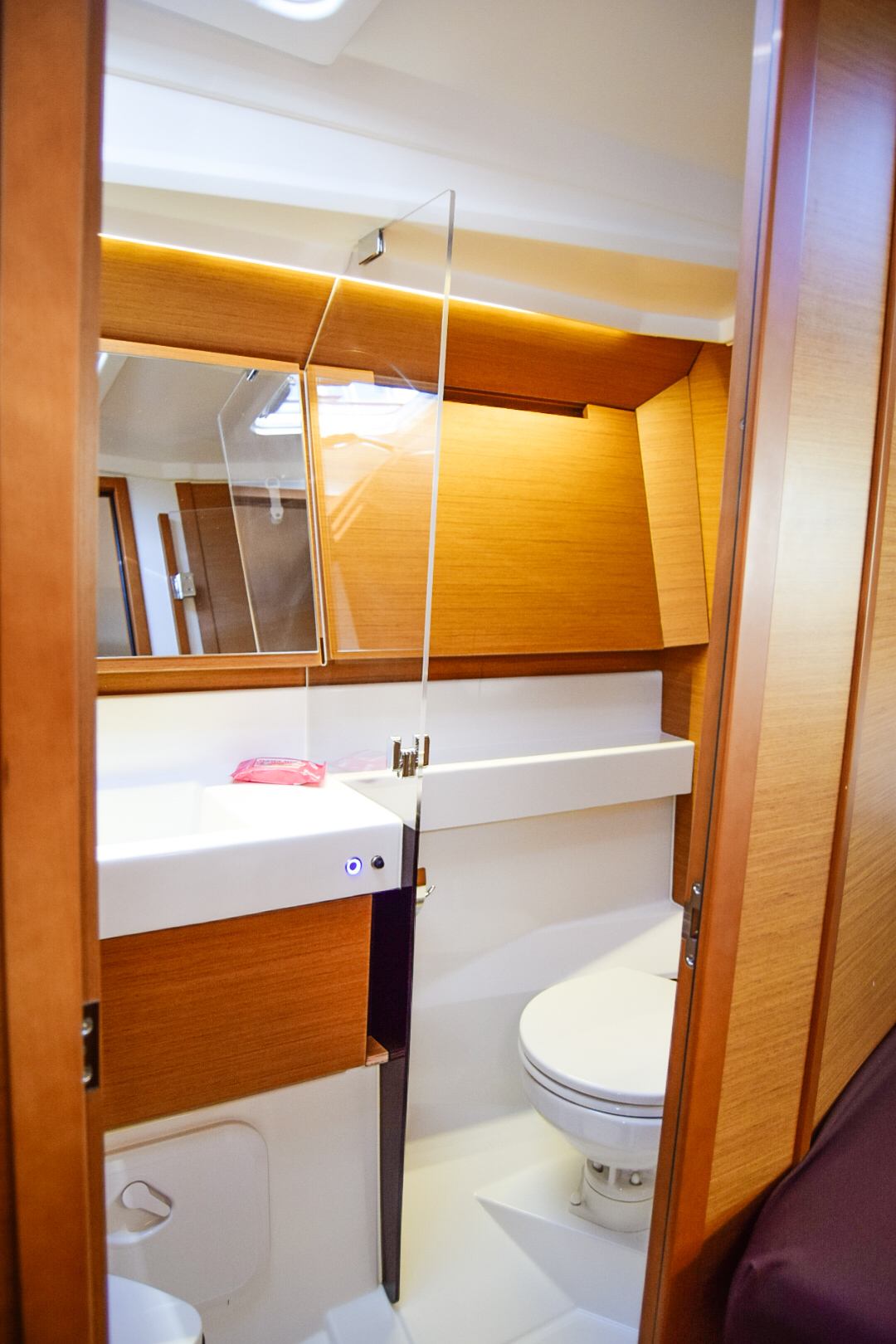 Sun Odyssey 410 — photo 9