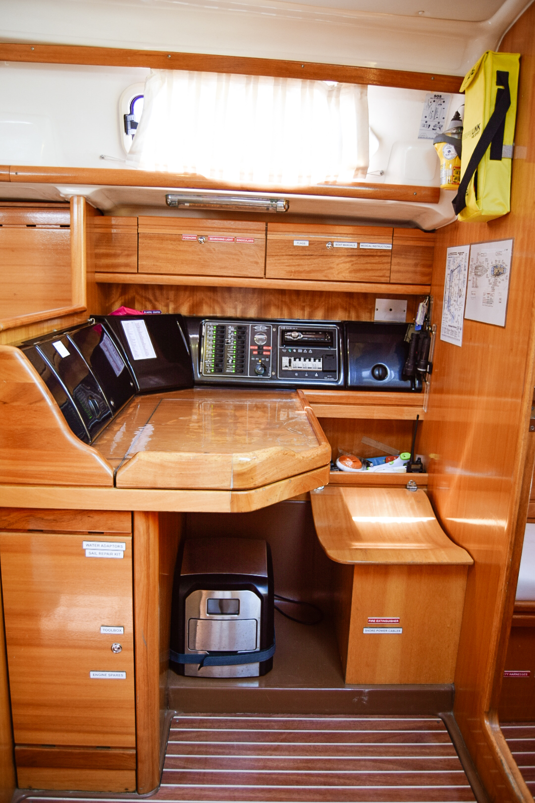 Bavaria 46 — photo 12