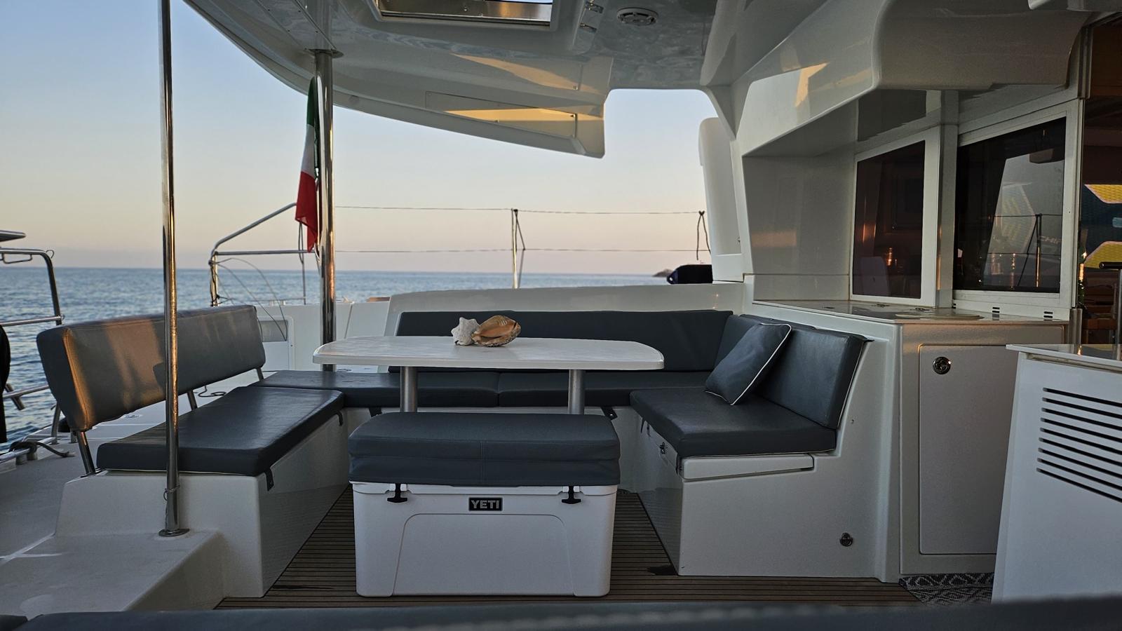 Lagoon 450 Fly (--Watermaker-SolarPanel) — photo 13