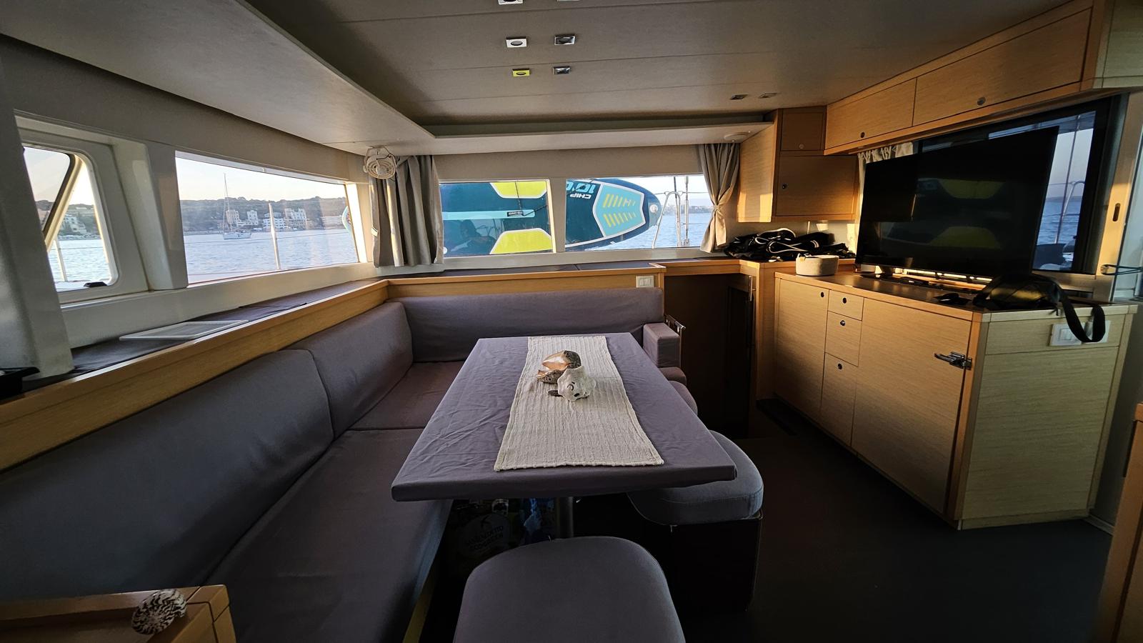 Lagoon 450 Fly (--Watermaker-SolarPanel) — photo 12