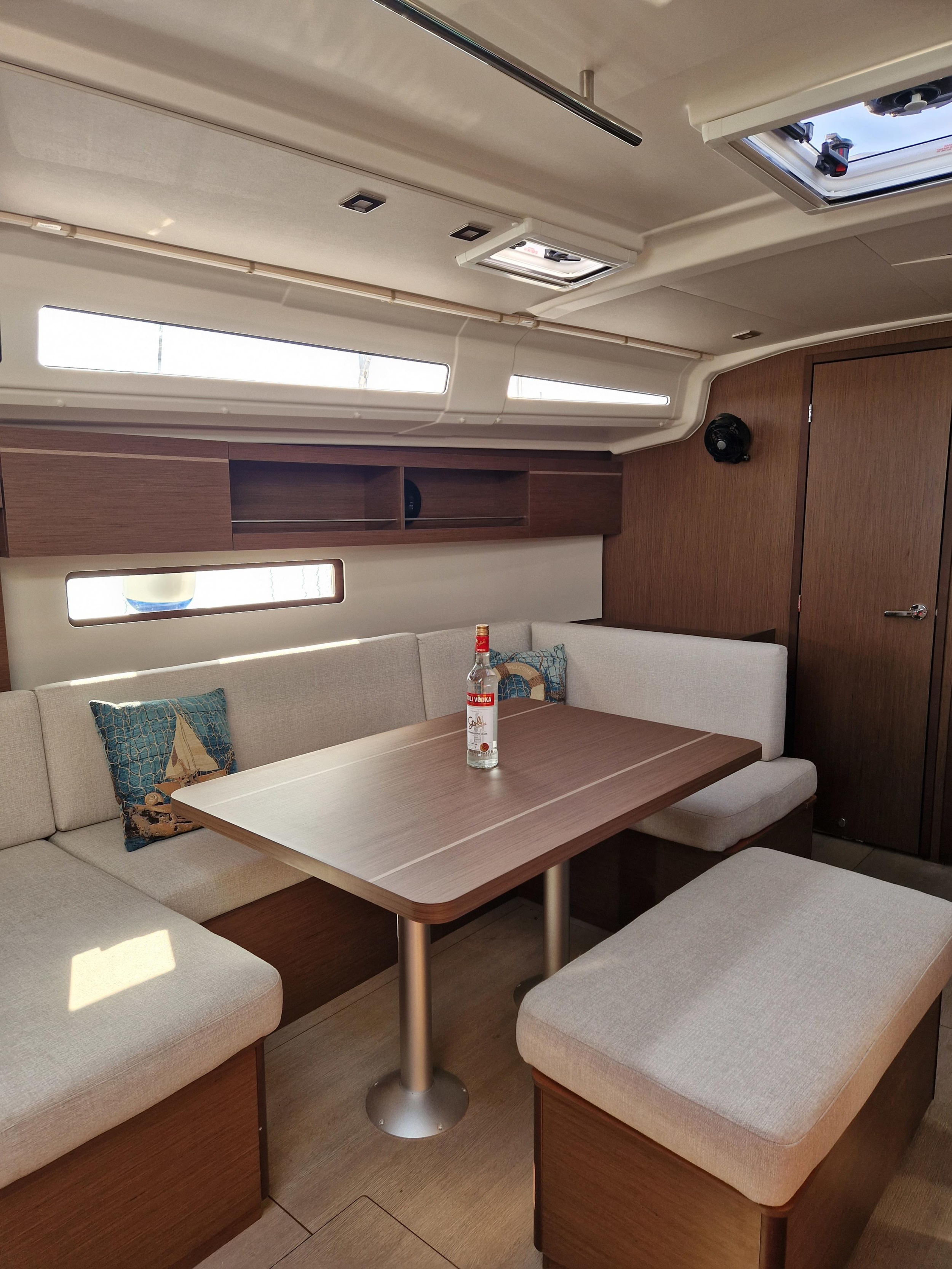 Oceanis 40.1 — photo 5