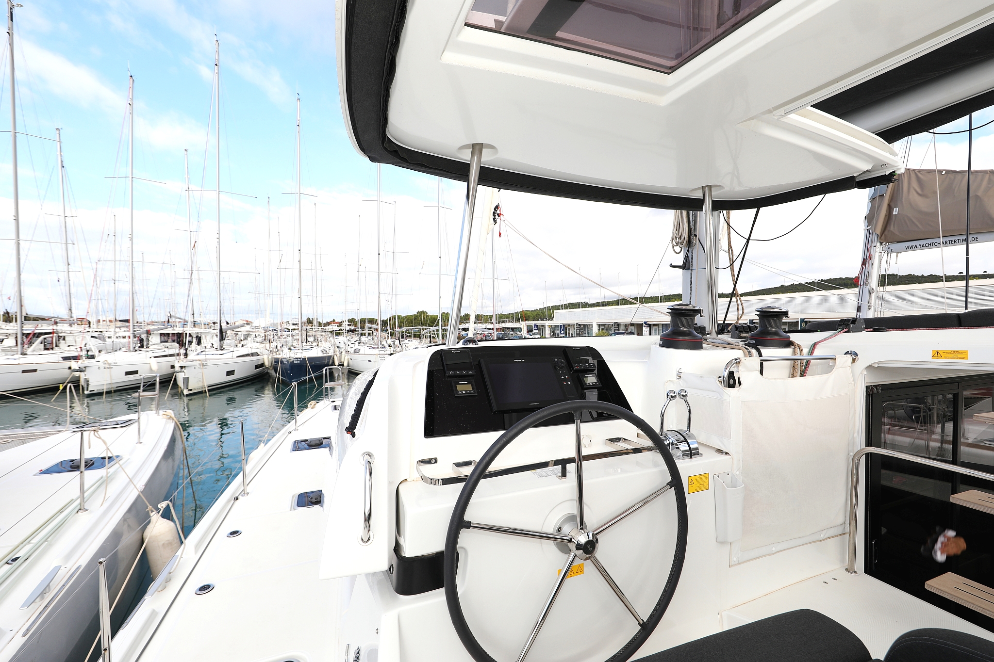 Lagoon 42 — photo 92