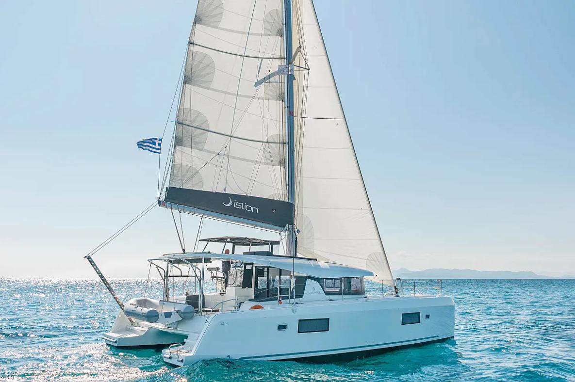 Lagoon 42 & GEN & WM — photo 23